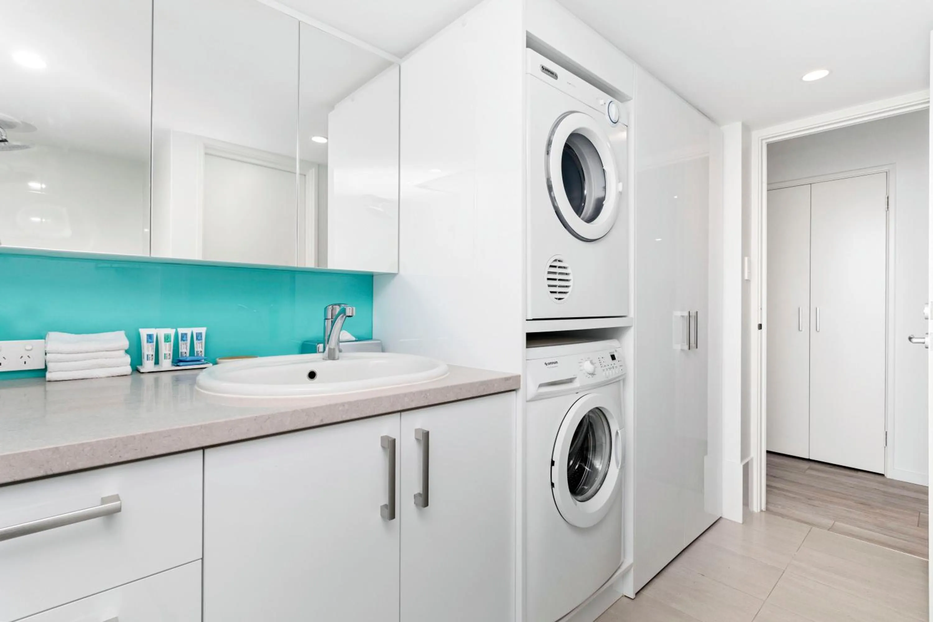 laundry in Suite 310 Sandcastles 3 Bedroom Deluxe