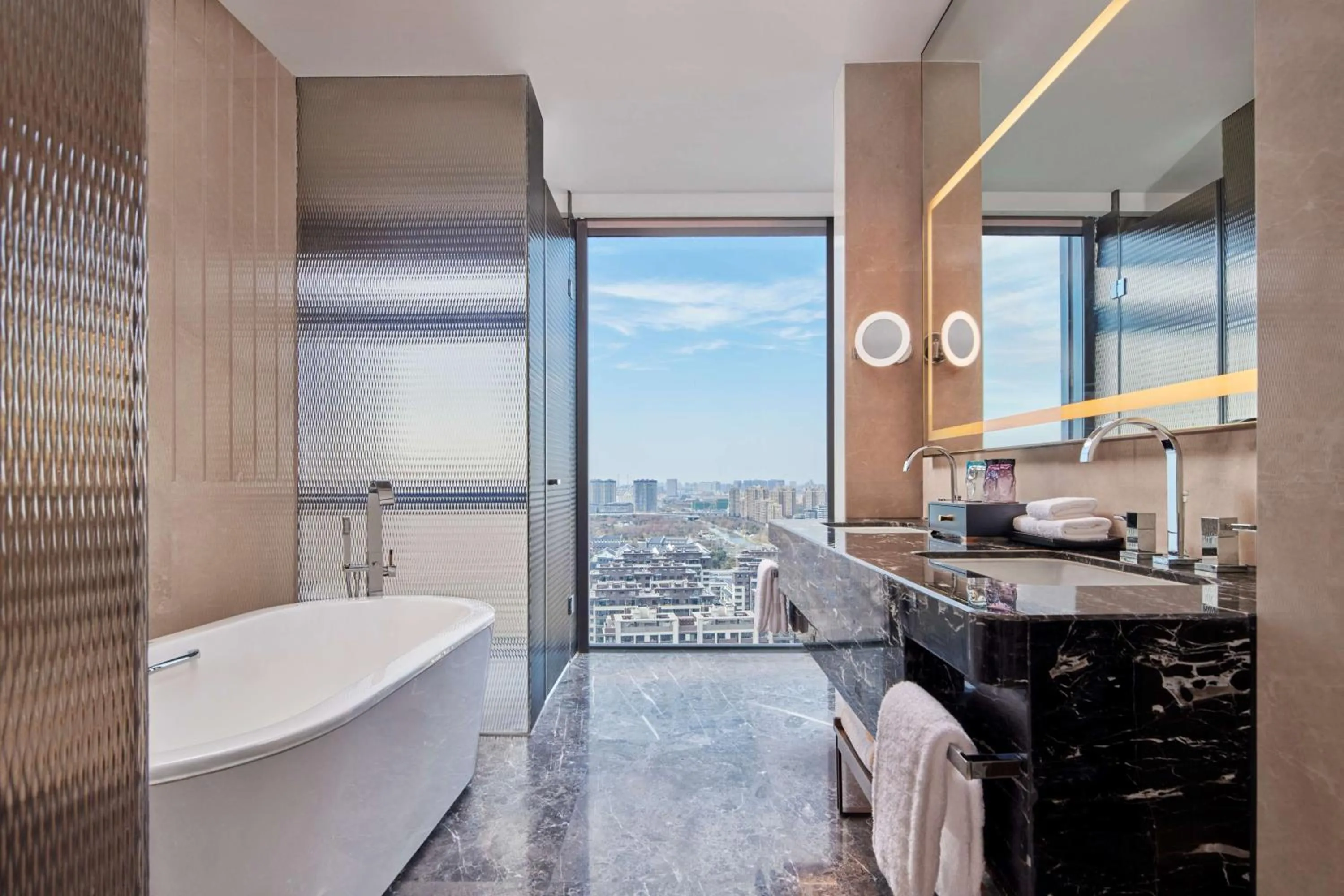 Bathroom in Hilton Yancheng