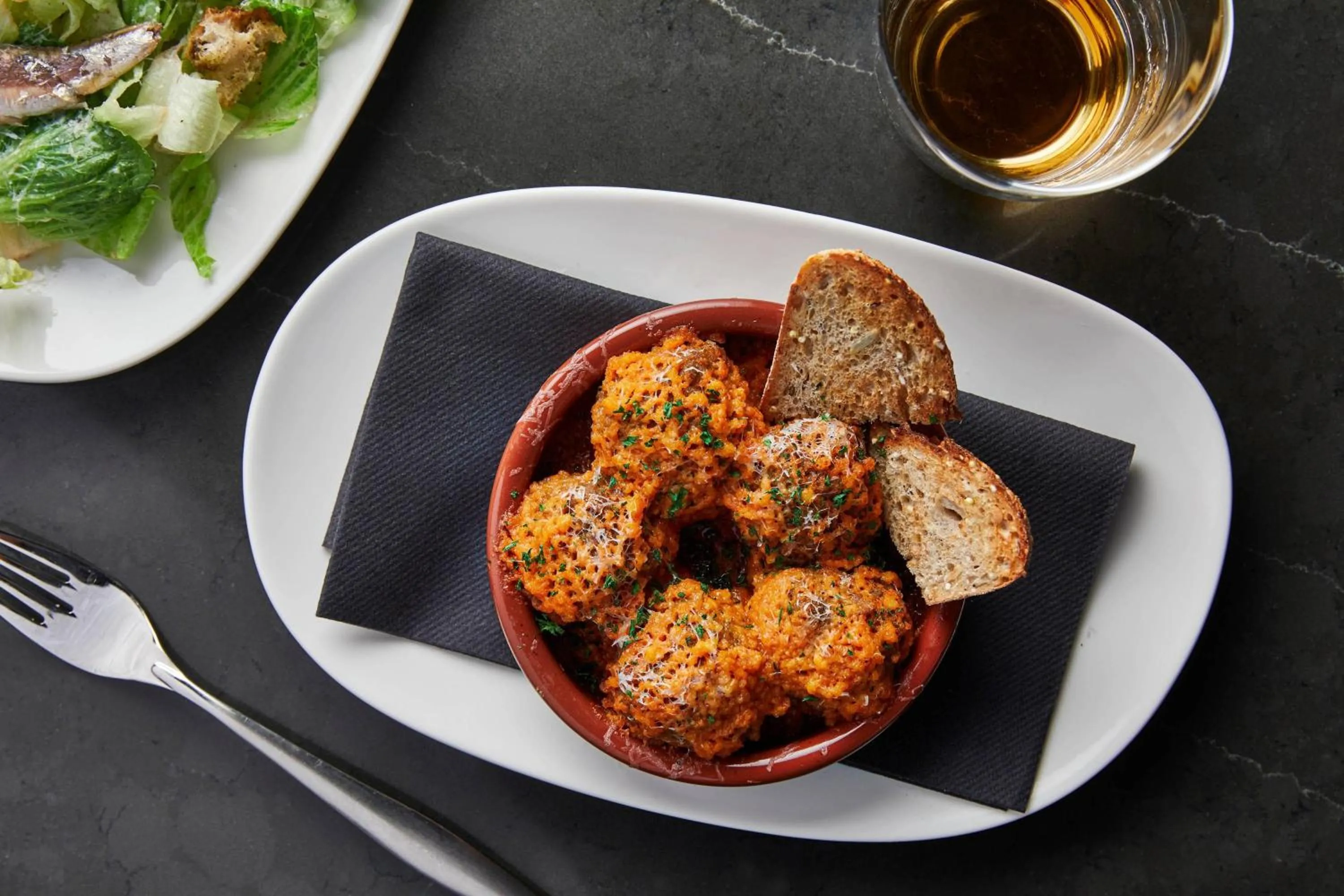 Lounge or bar in AC Hotel by Marriott Durham Duke University