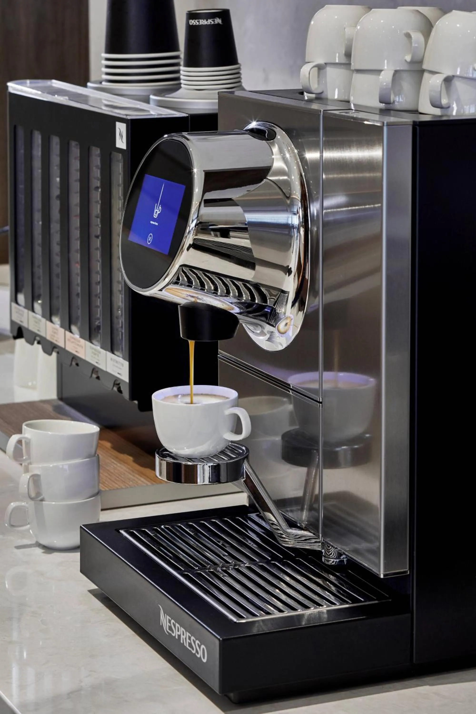 Kitchen or kitchenette in AC Hotel by Marriott Durham Duke University