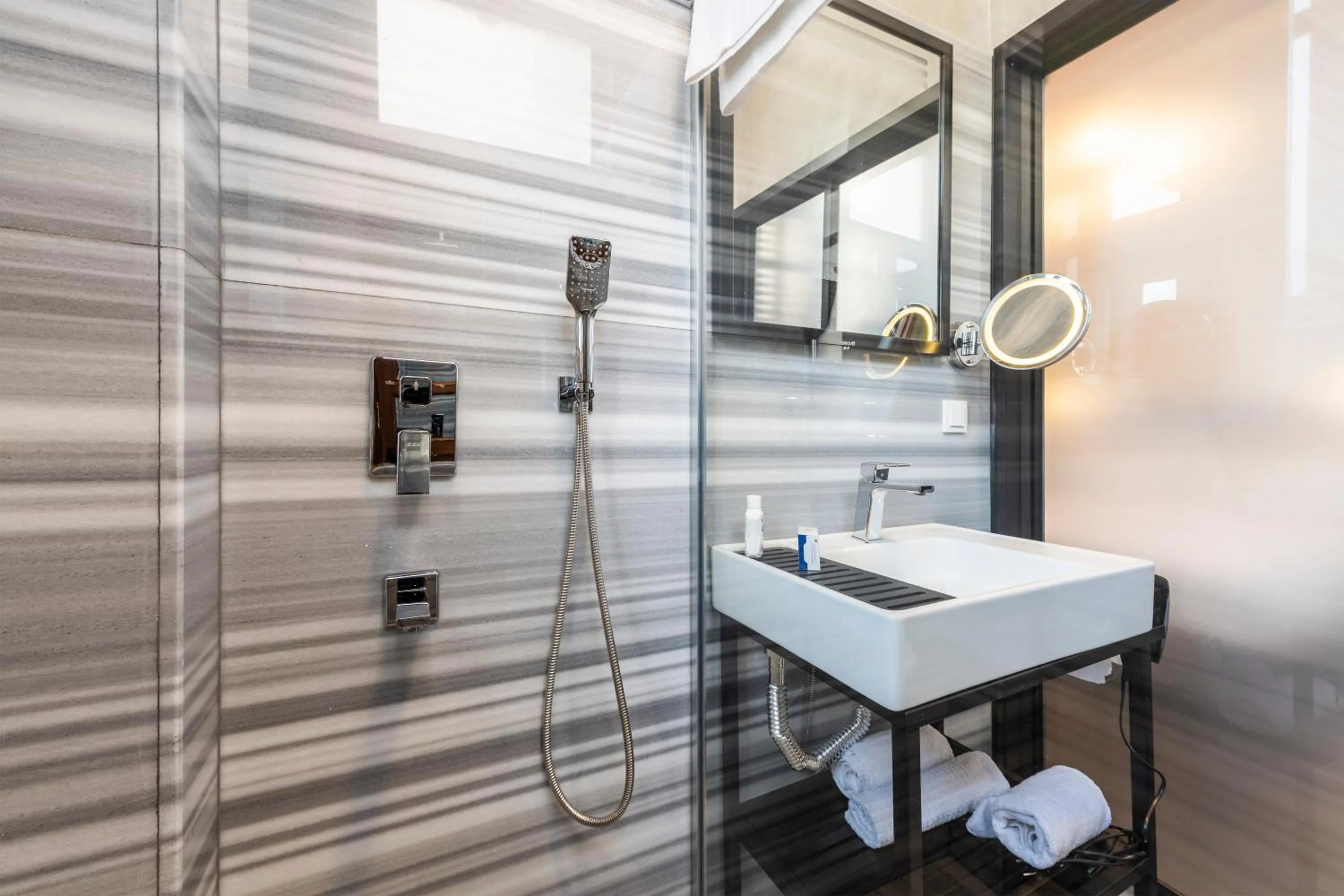 Shower in PeraNox Boutique Hotel