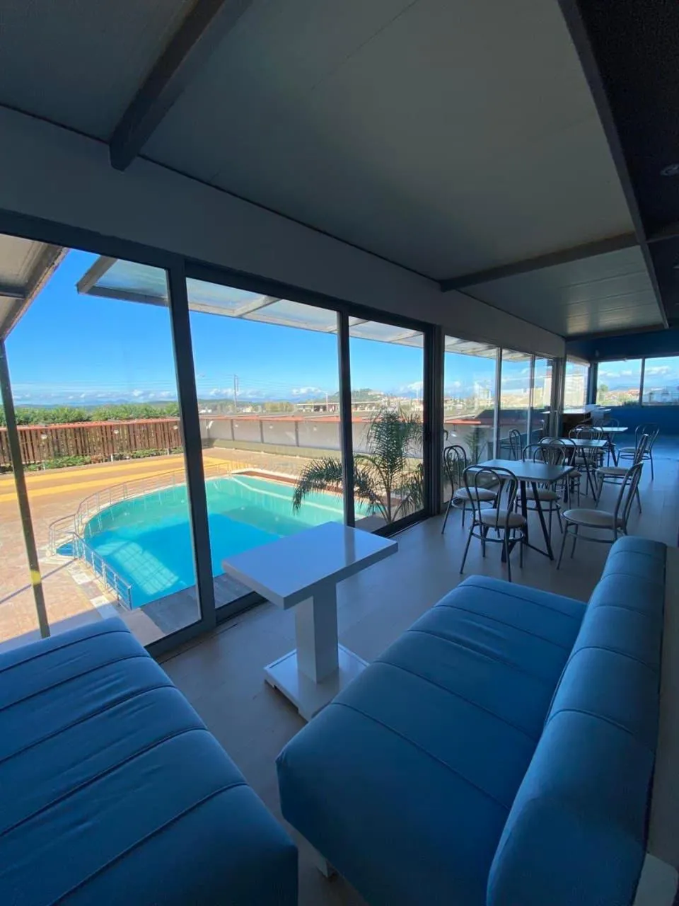 Restaurant/places to eat in sozos inn hotel vonitsa