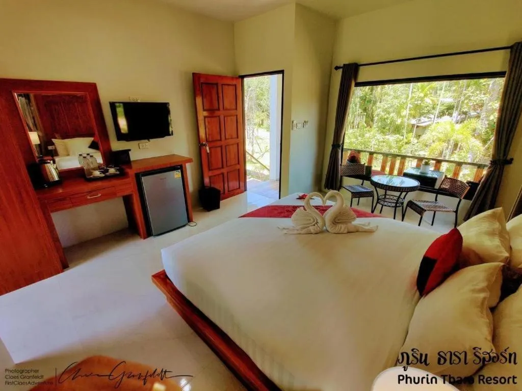Bed in Phurin Thara Resort