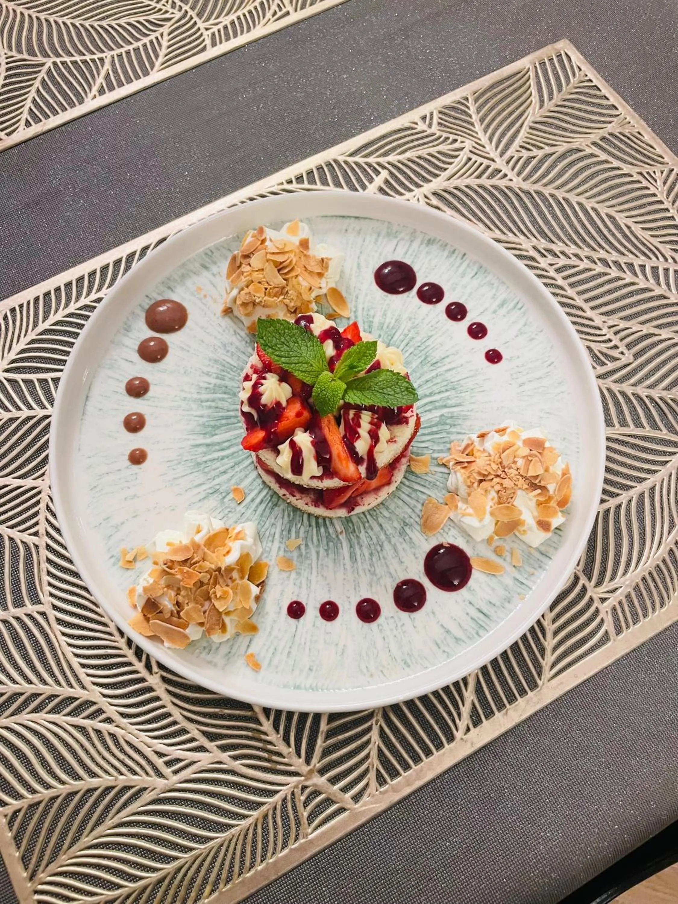 Restaurant/places to eat in Grand hôtel de l'Europe