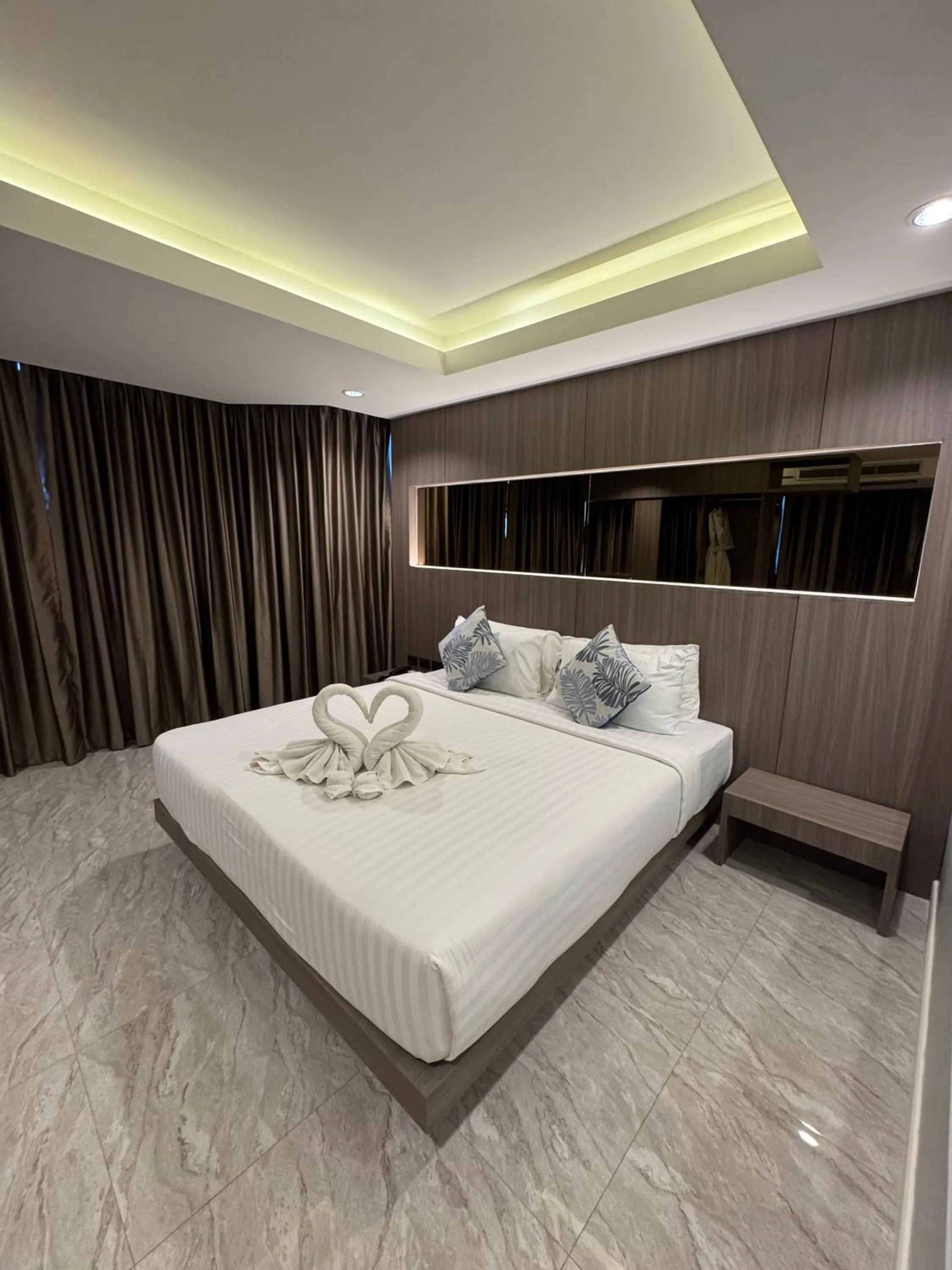 Bed in Hermann Hotel Pattaya - SHA Extra Plus