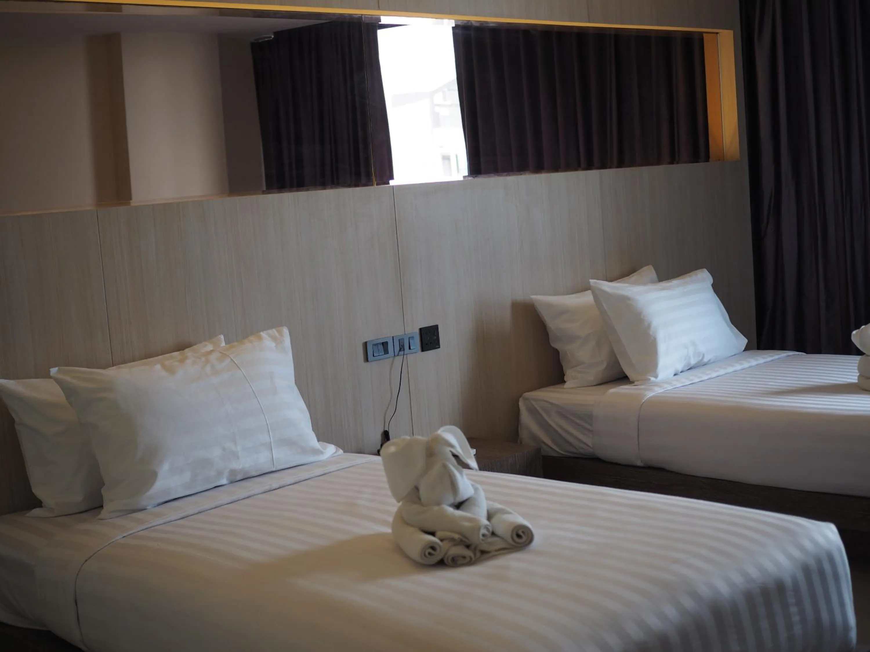 Bedroom, Bed in Hermann Hotel Pattaya - SHA Extra Plus