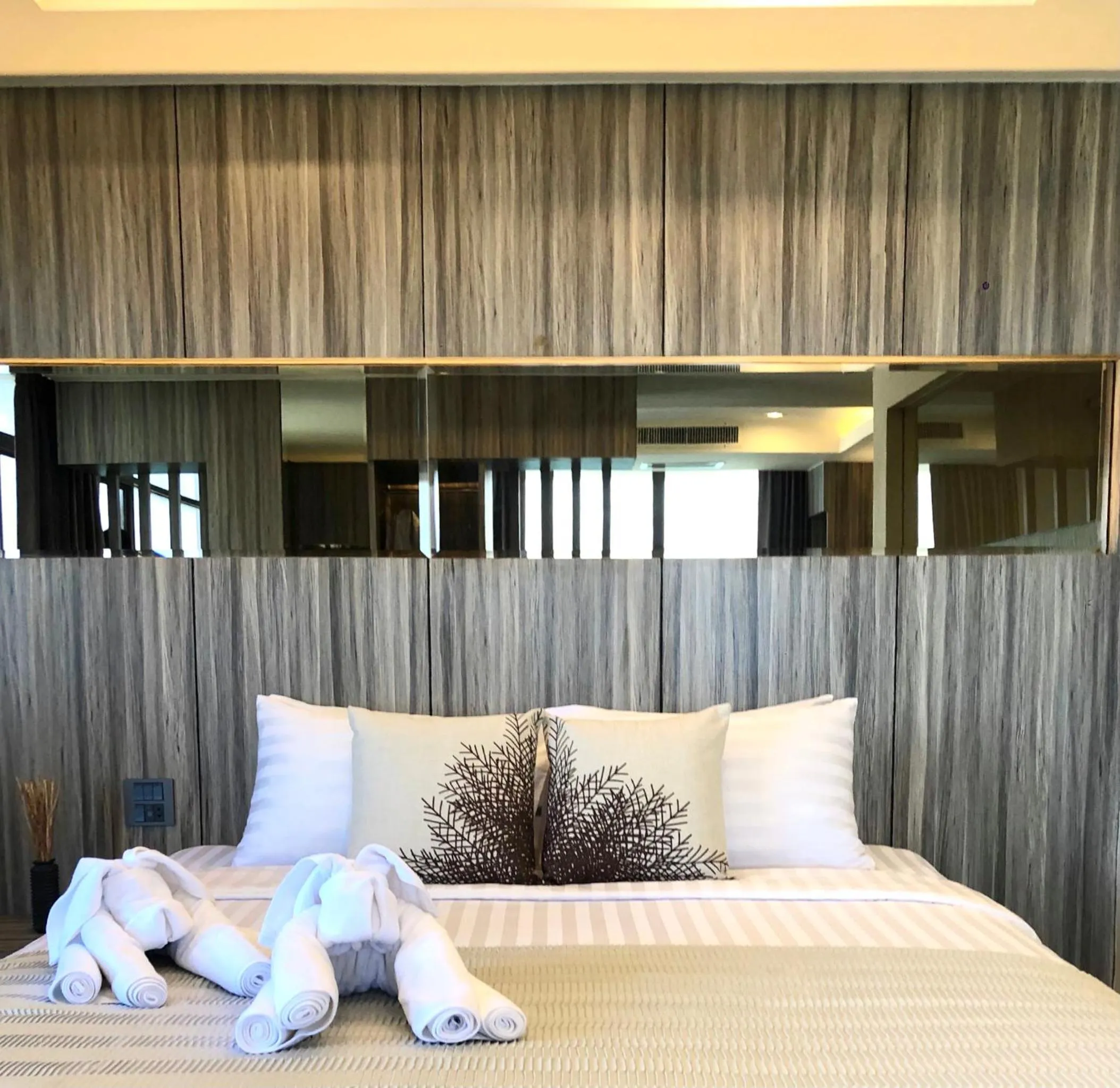 Bed in Hermann Hotel Pattaya - SHA Extra Plus