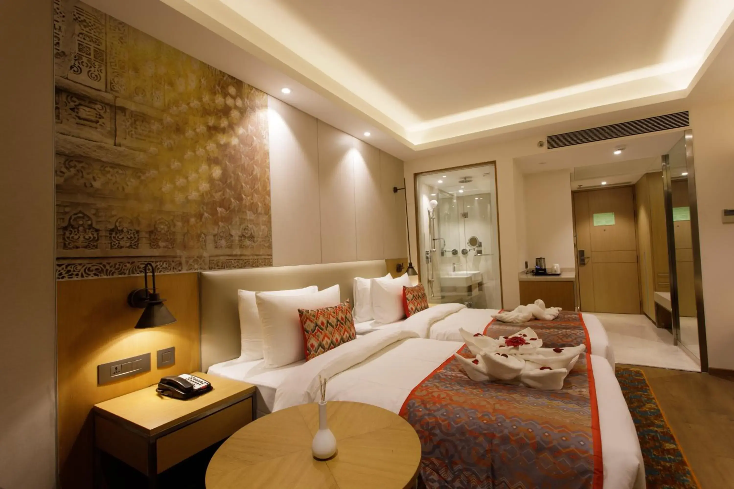 Grand Room Twin Bed in Sayaji Jamnagar Grand Room Twin Bed in Sayaji Jamnagar