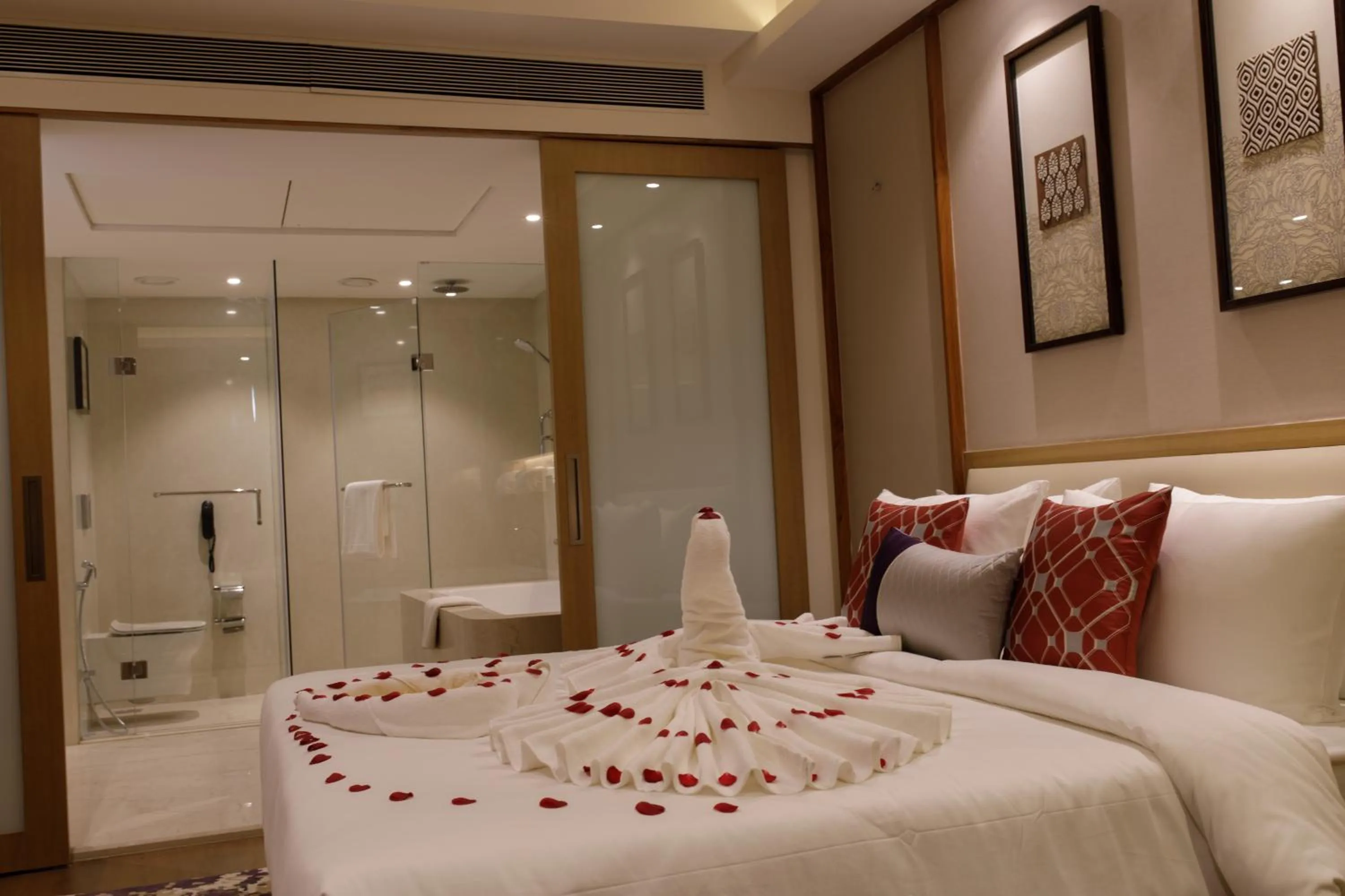 Decorative detail, Bed in Sayaji Jamnagar