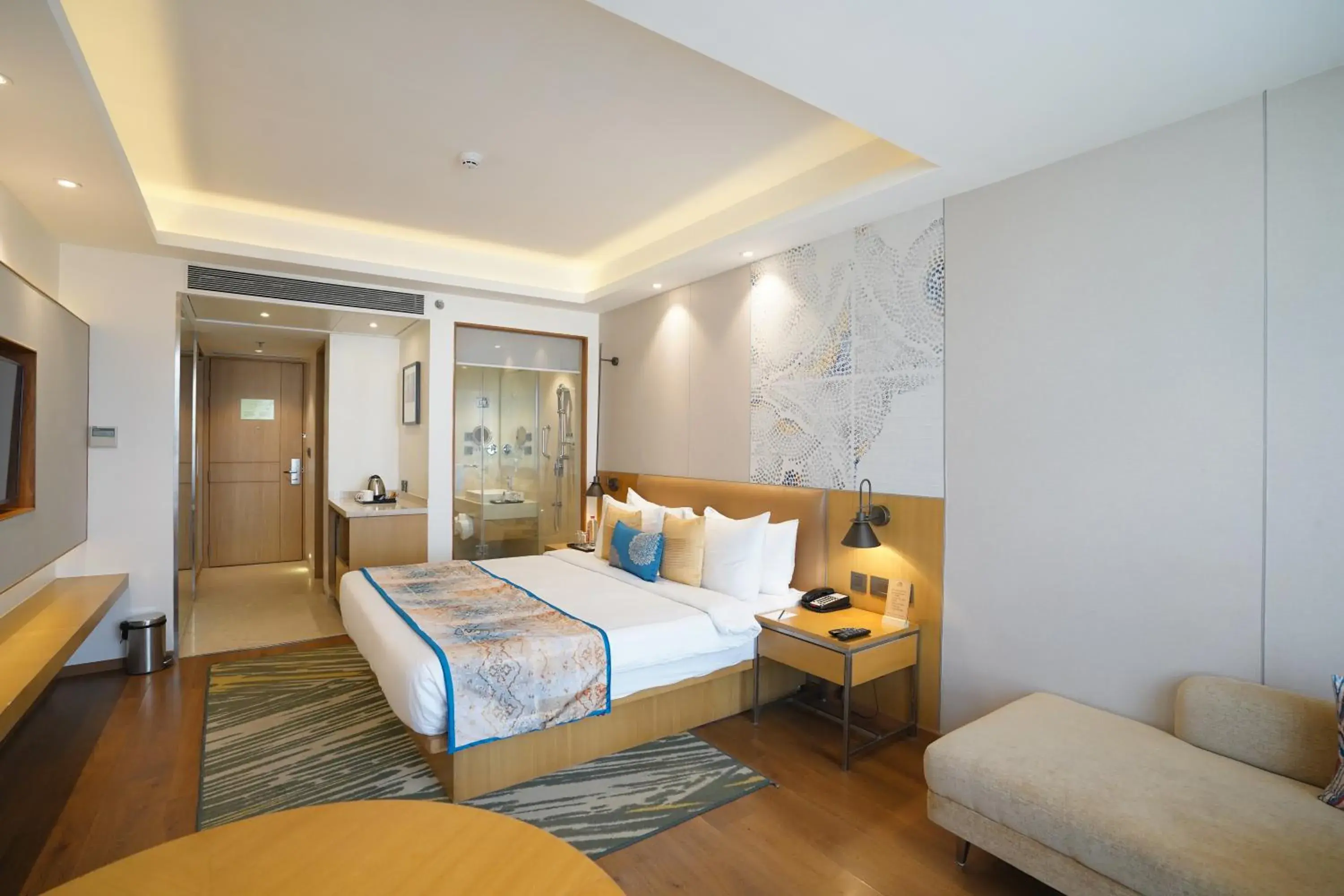 Grand Room King Bed in Sayaji Jamnagar Grand Room King Bed in Sayaji Jamnagar