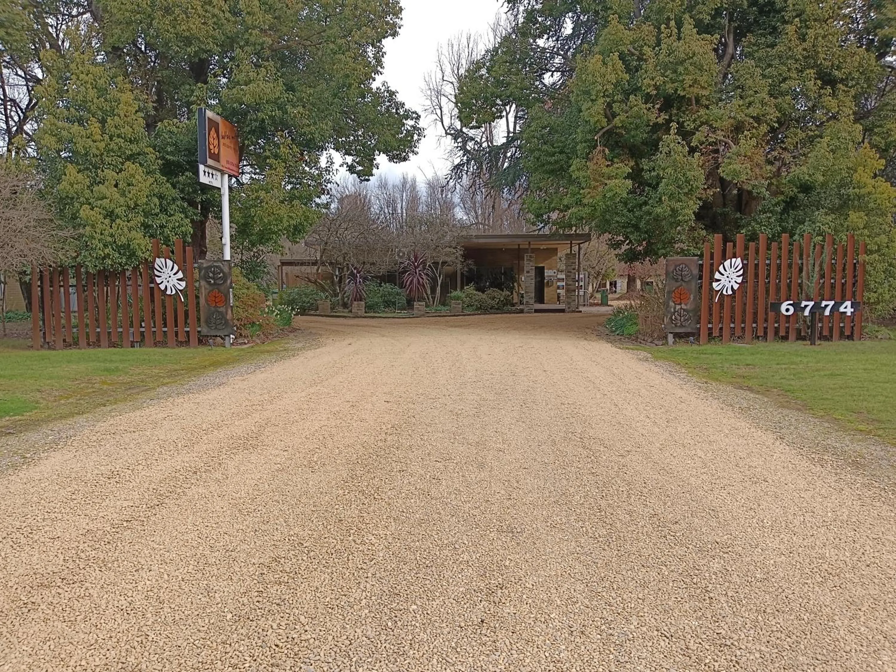 Facade/entrance in Buffalo Motel and Country Retreat