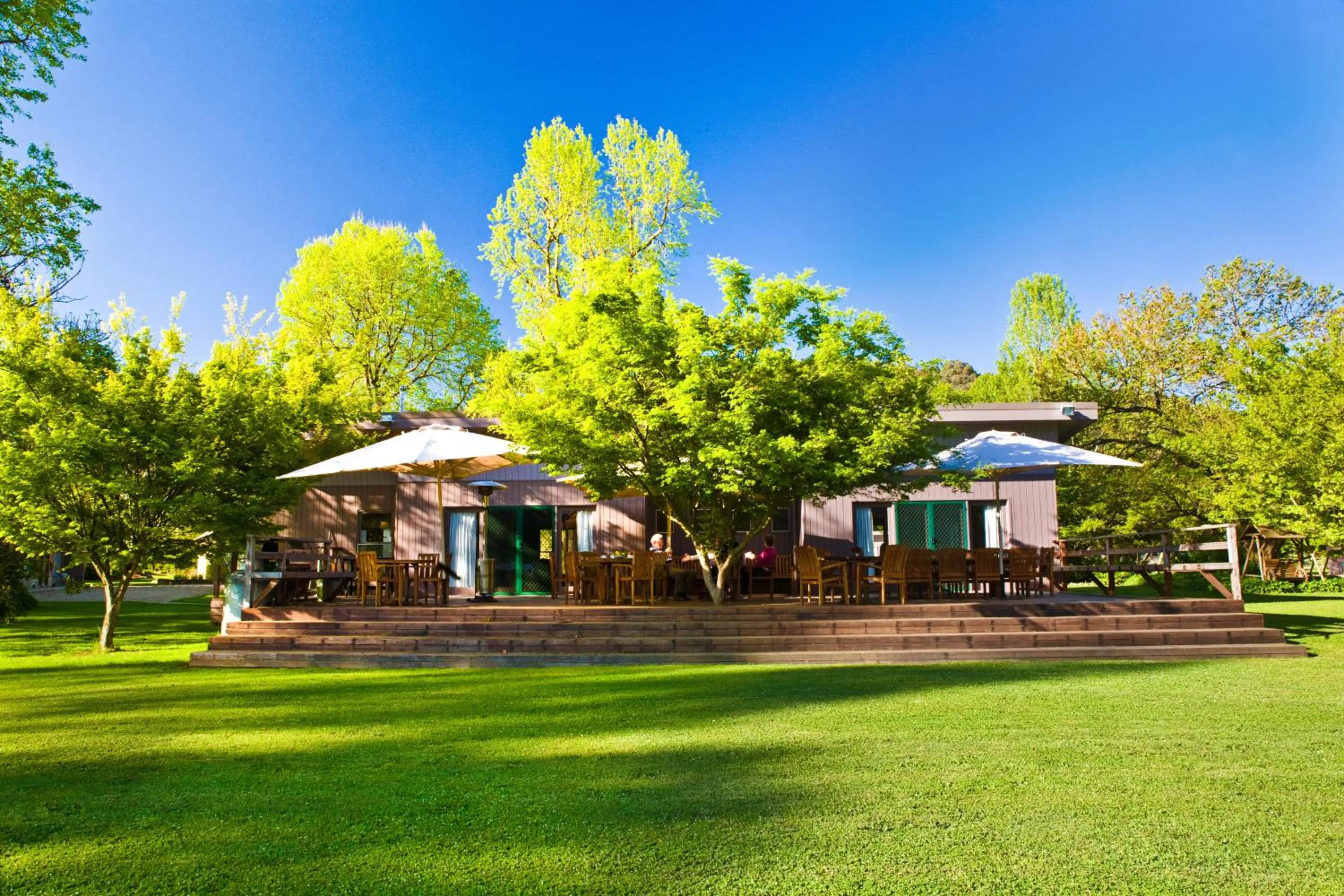 Facade/entrance in Buffalo Motel and Country Retreat