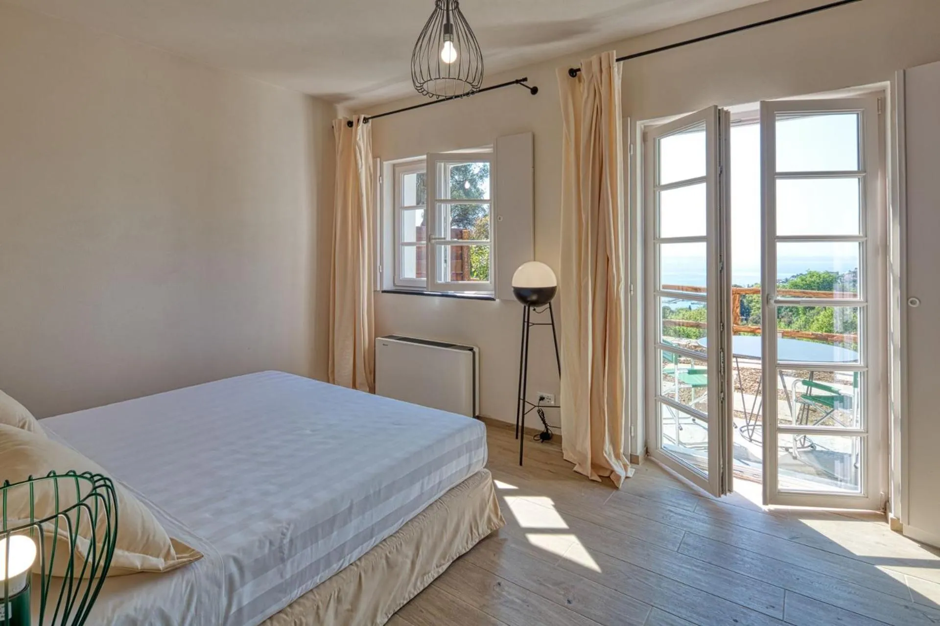 Bedroom, Bed in Mirandola Suites