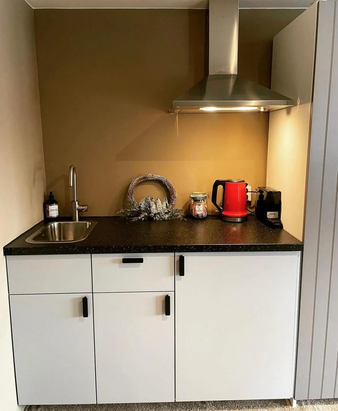 Amster Houseboat Bed without Breakfast