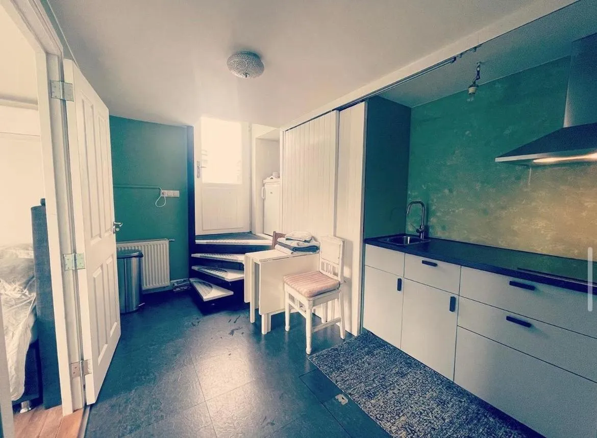 Amster Houseboat Bed without Breakfast