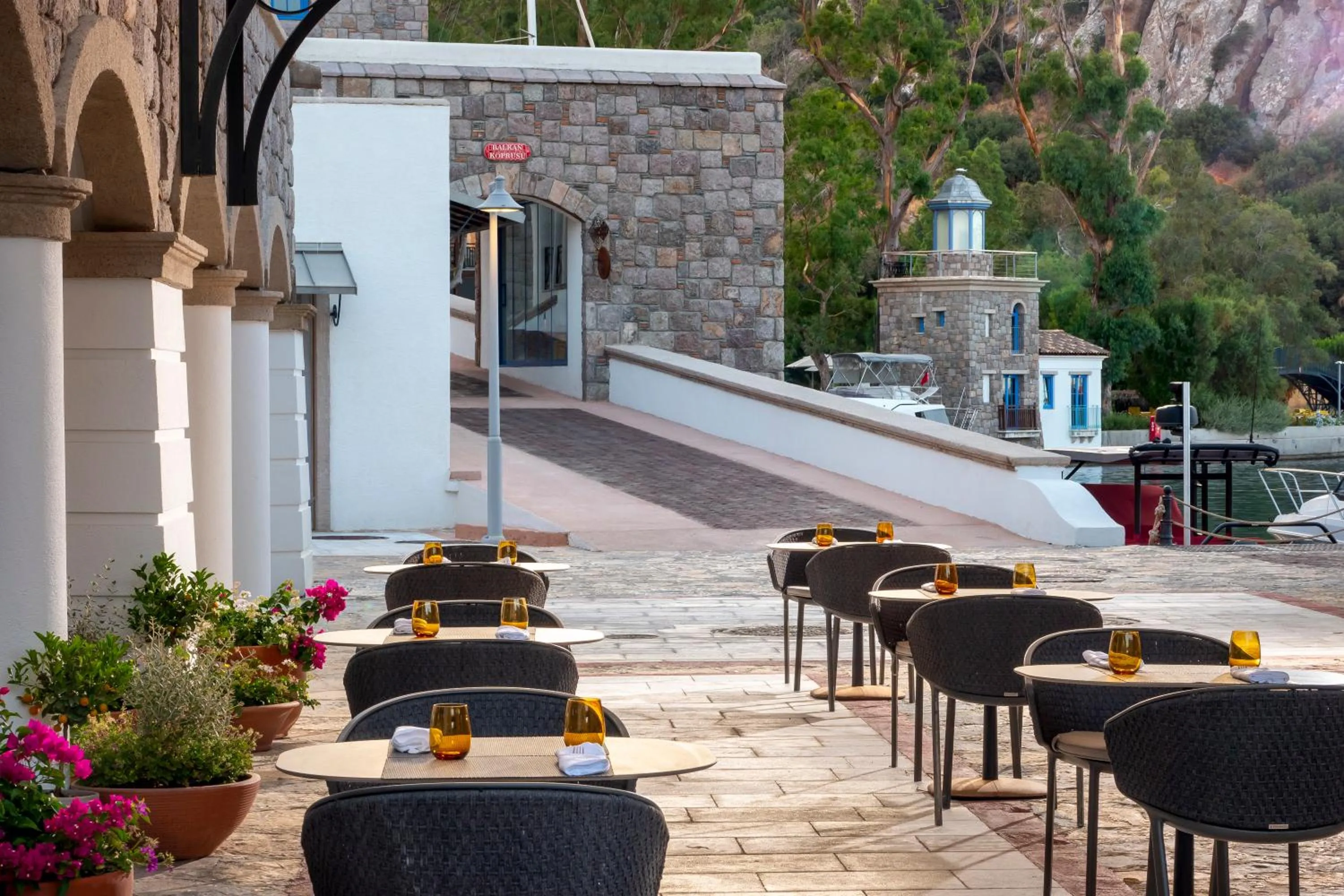 Restaurant/places to eat in Radisson Collection Hotel, Bodrum