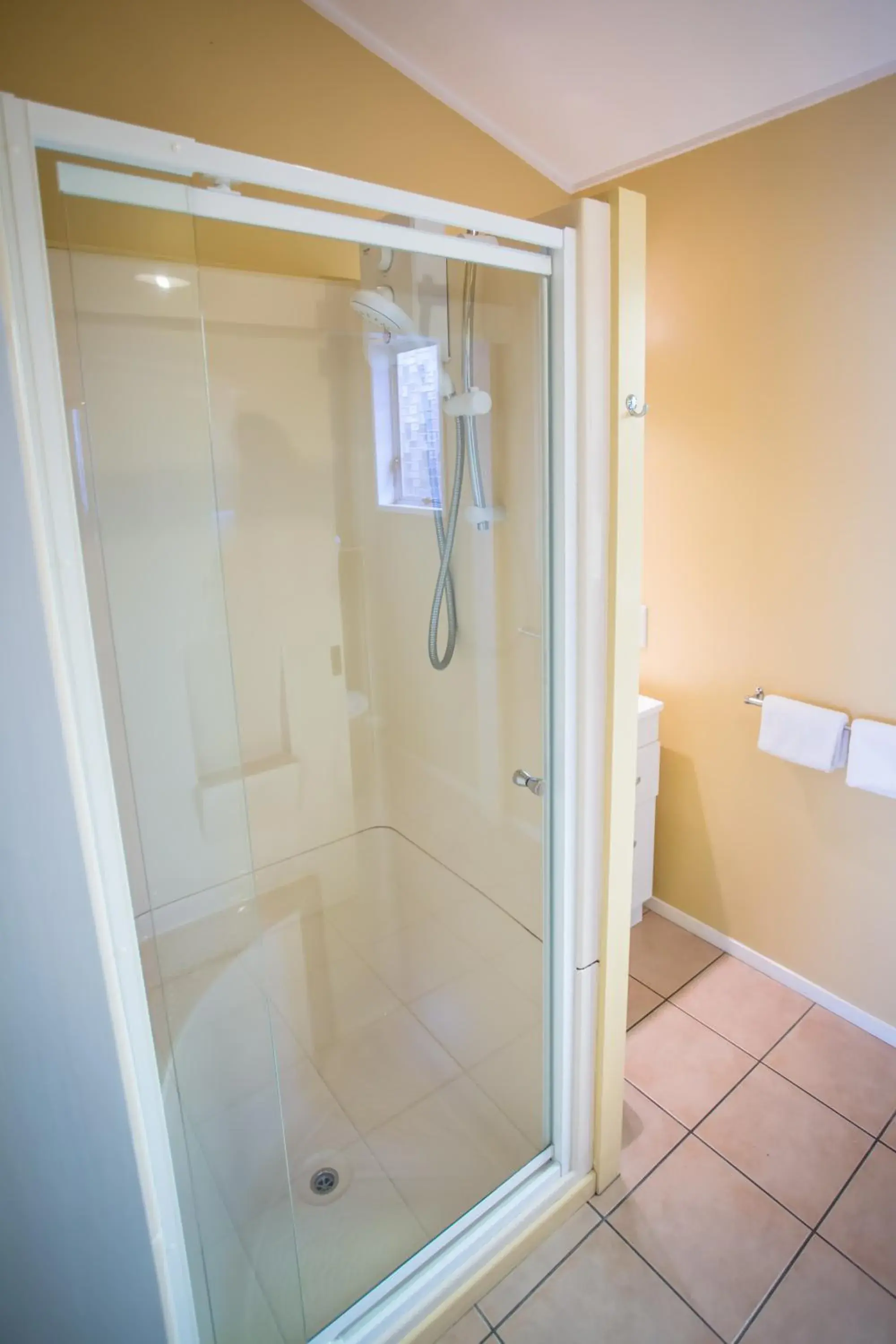 studio 7 in The Coast Motel studio 7 in The Coast Motel