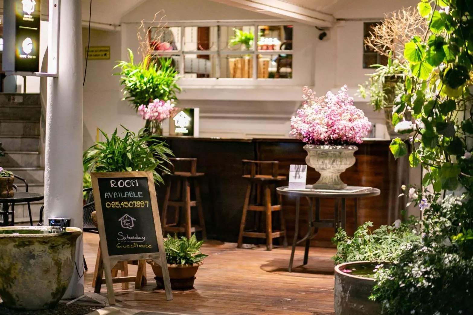 Sabaiday Guesthouse Nimman