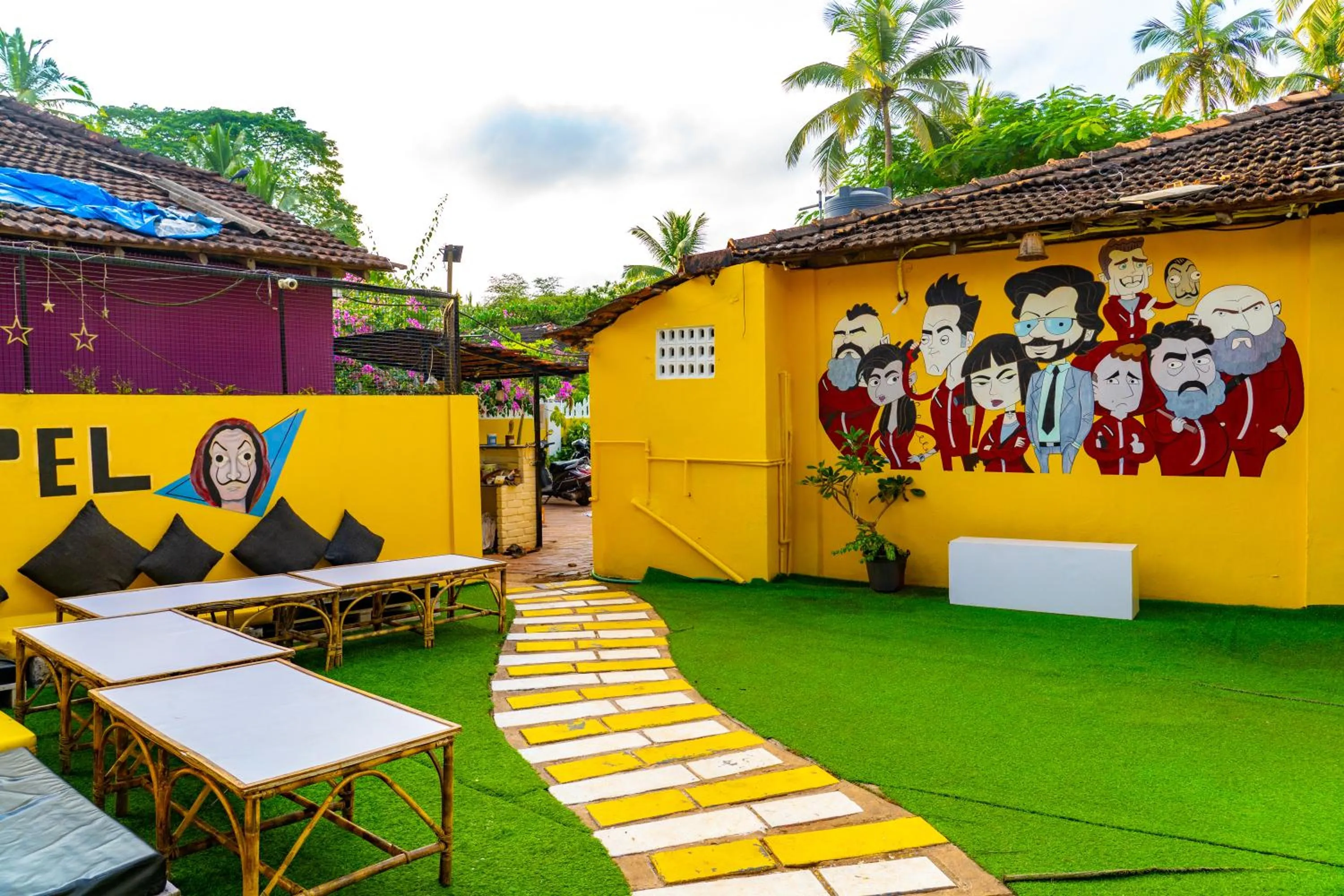 Property building in Whoopers Hostel Palolem