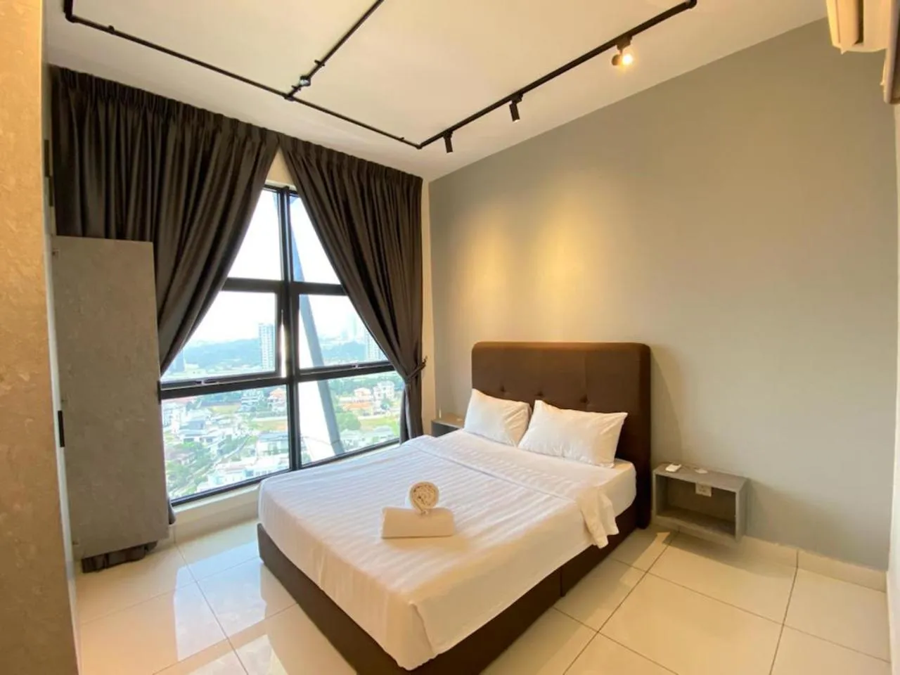 Bed in Arte Mont Kiara by CozyNest