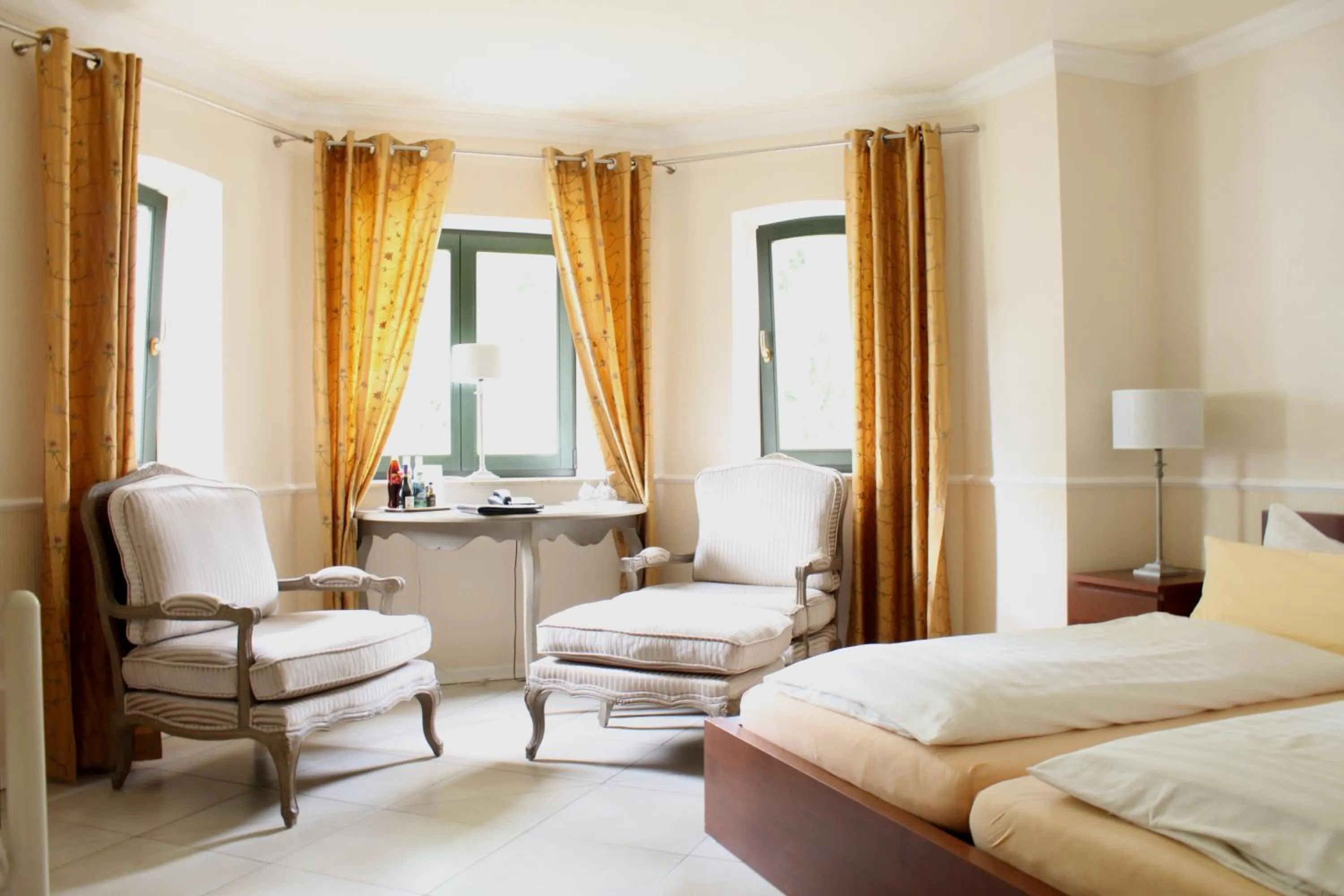 Seating area, Bed in Hotel Villa Sommer