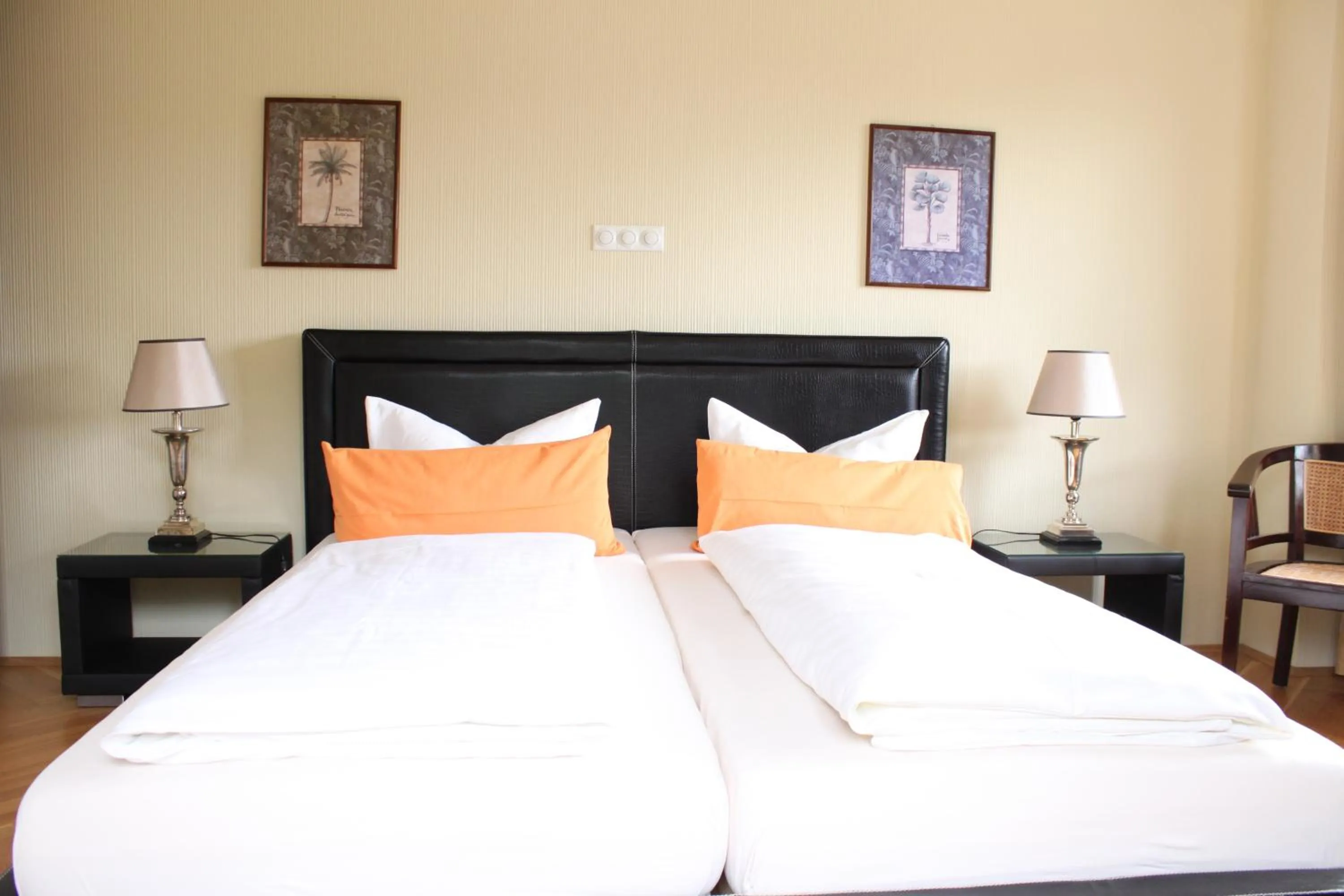 Bedroom, Bed in Hotel Villa Sommer