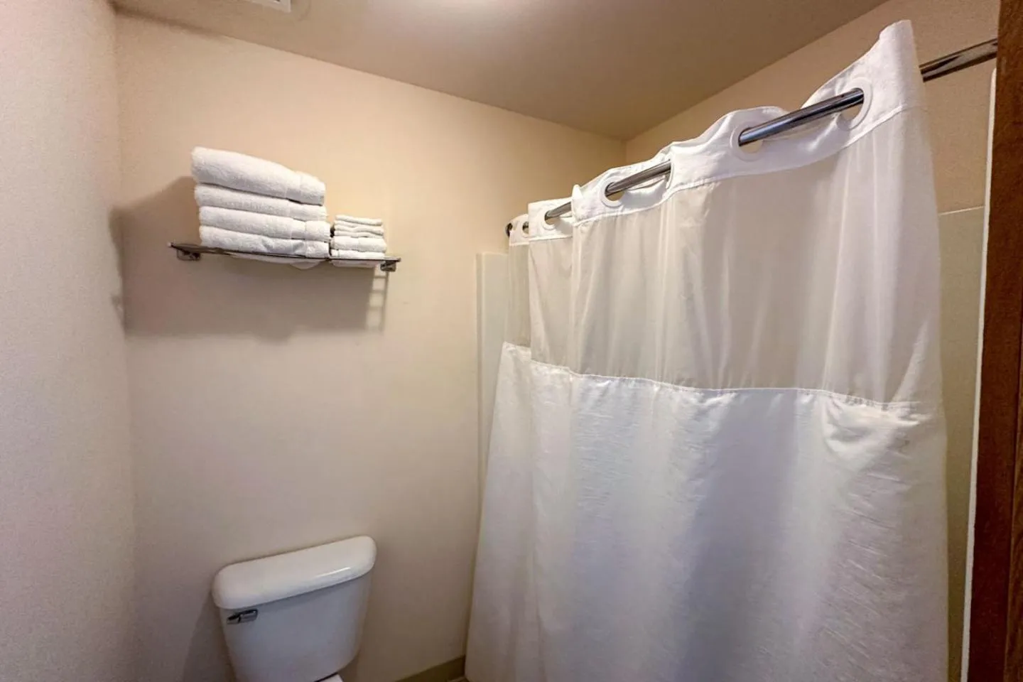 Bathroom in Camp 28