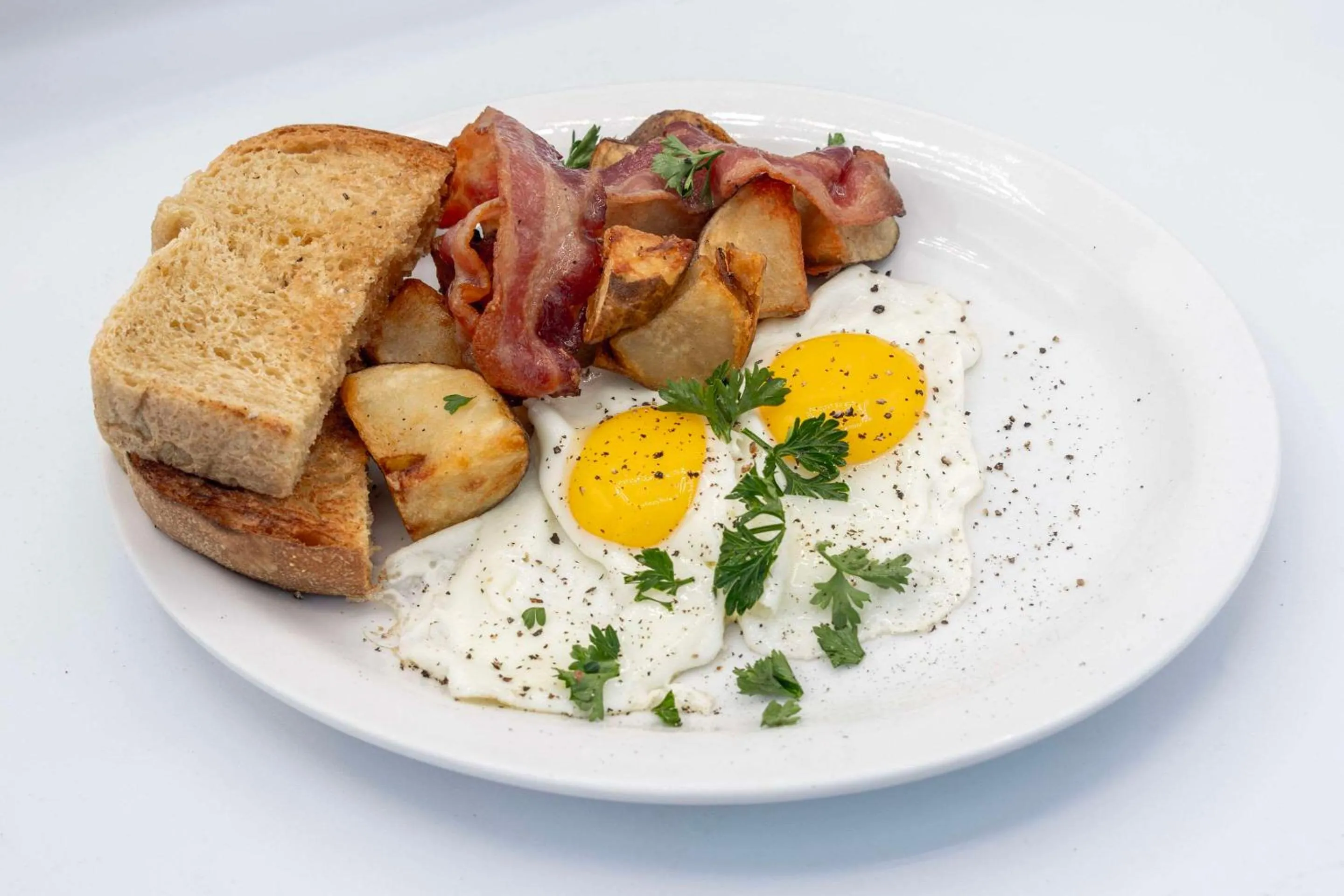 Restaurant/places to eat in Amsterdam Inn & Suites, an Ascend Collection Hotel