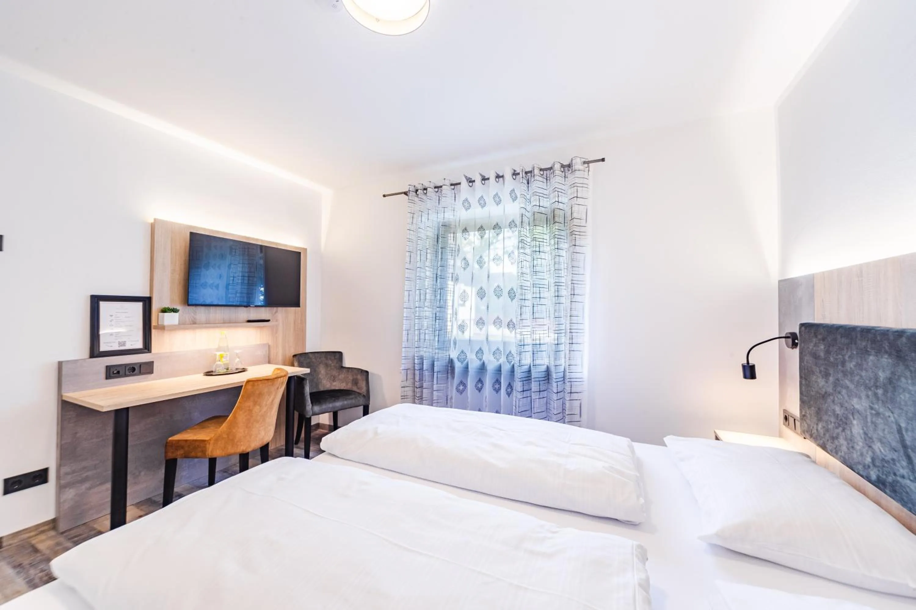 Bed in Hotel Franken