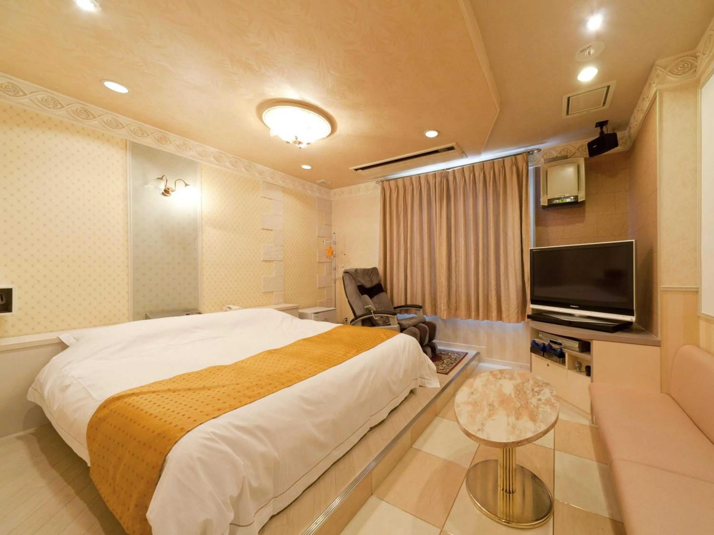 Photo of the whole room, Bed in Hotel Fine Garden Matsuzaka II