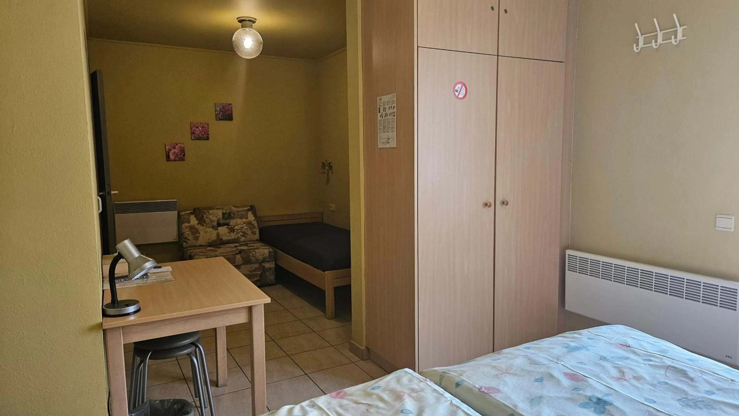 Bedroom, Bed in Hostellerie Daiseldaele