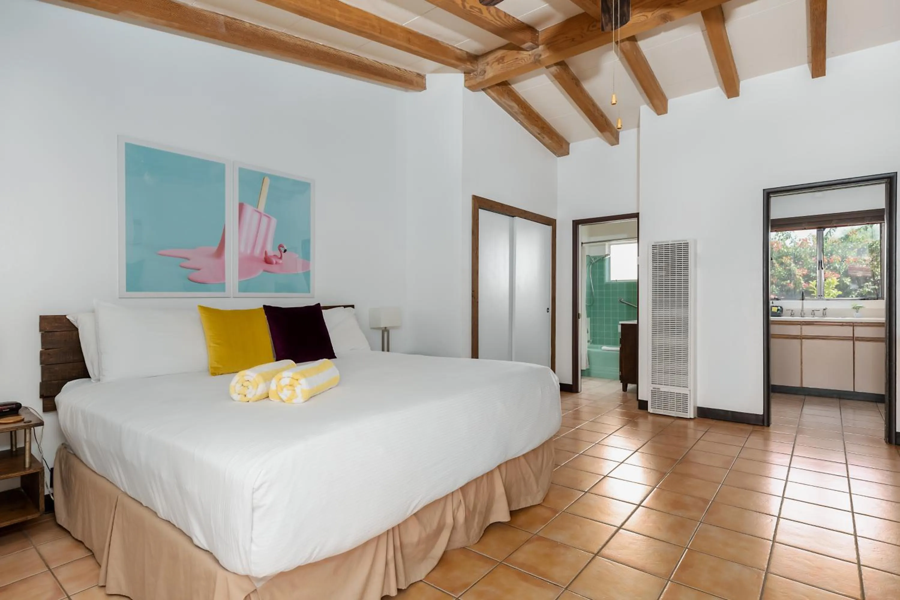 Bed in Float Palm Springs - Adults Only