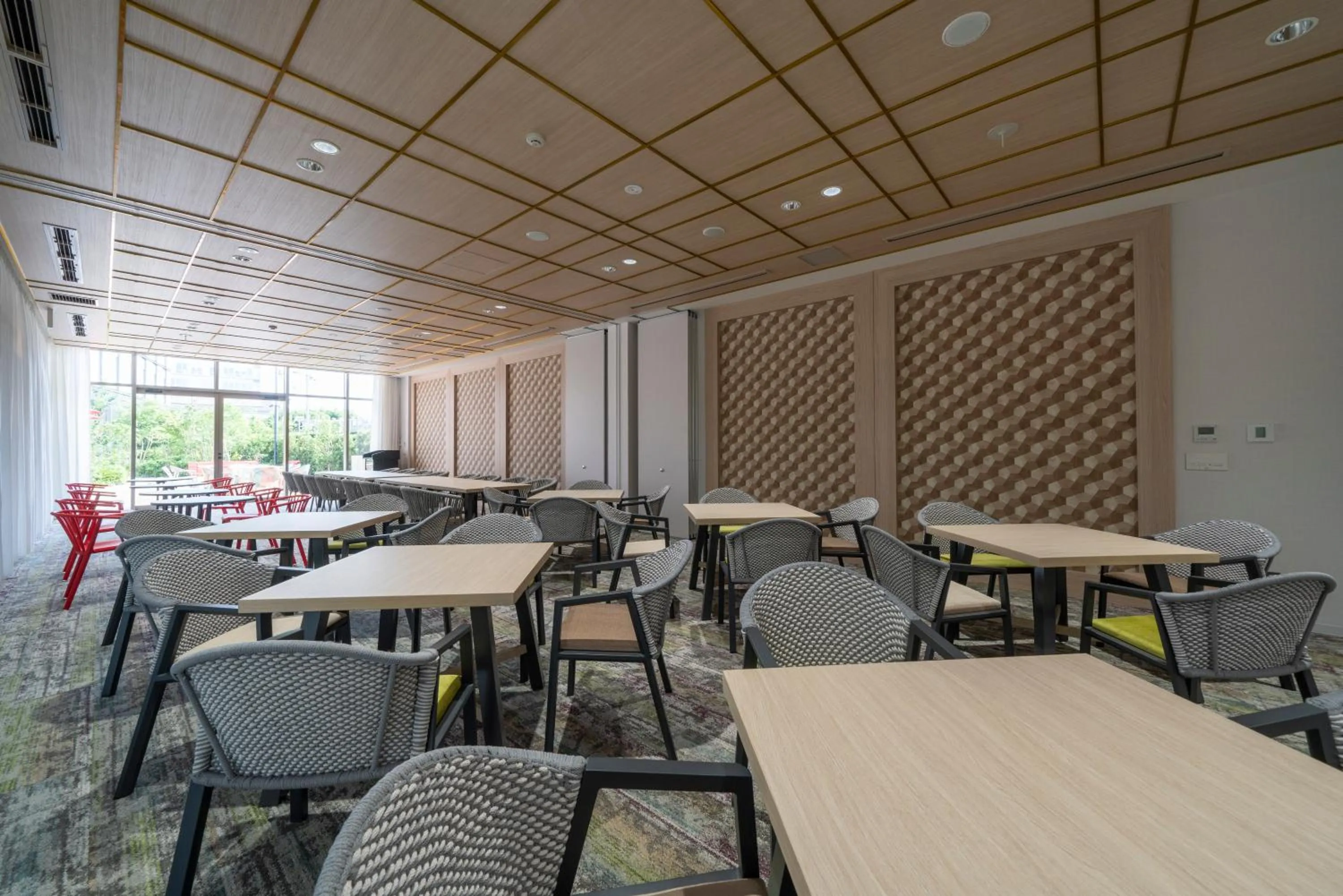 Communal lounge/ TV room in HOTEL μ STYLE INUYAMA experience