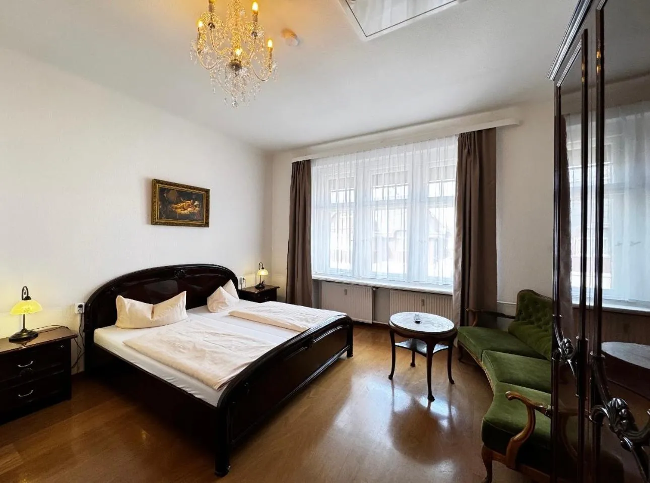 Bed in Hotel Zu den Linden