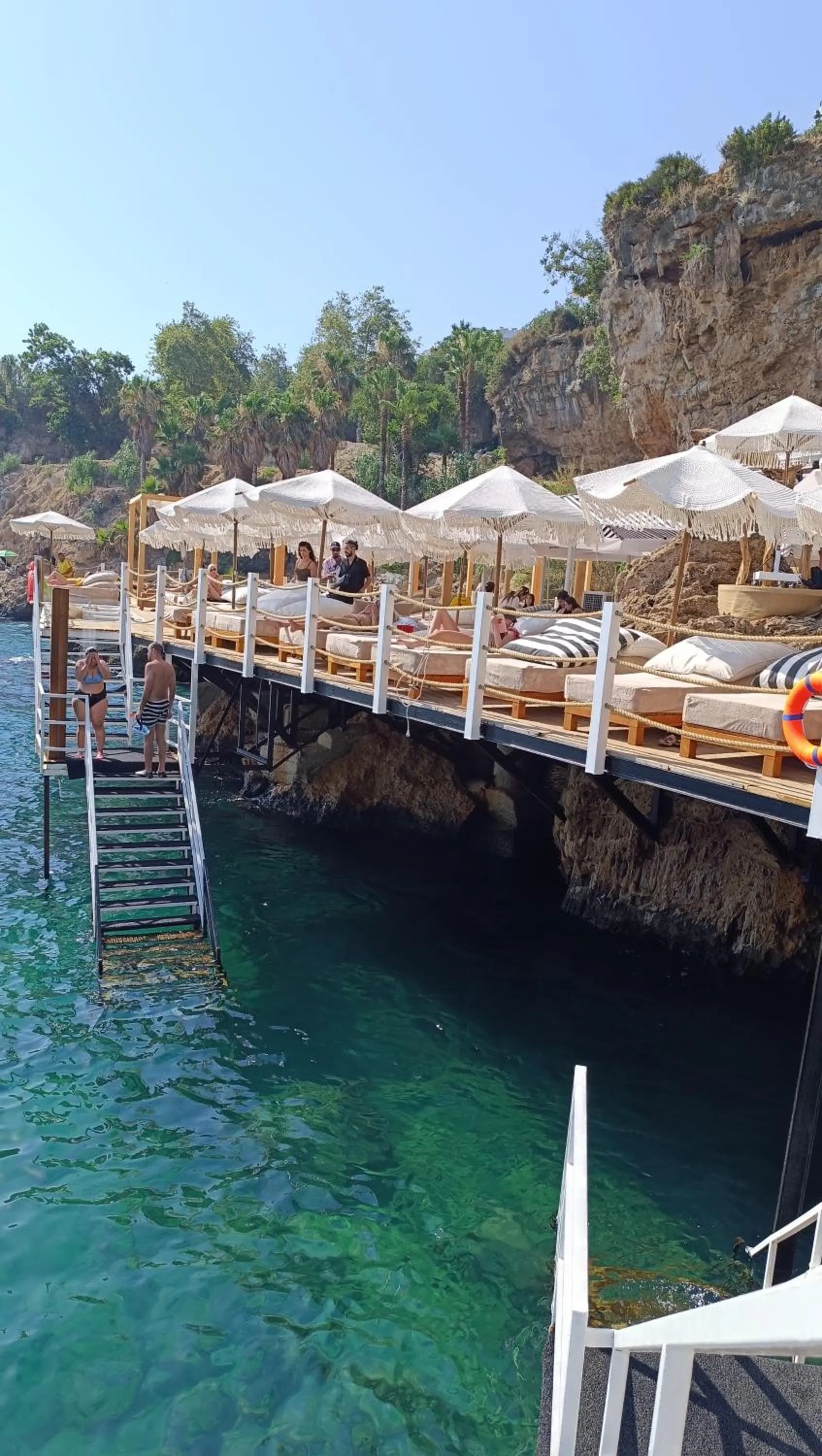 Beach in Lucky Monkey Hotel