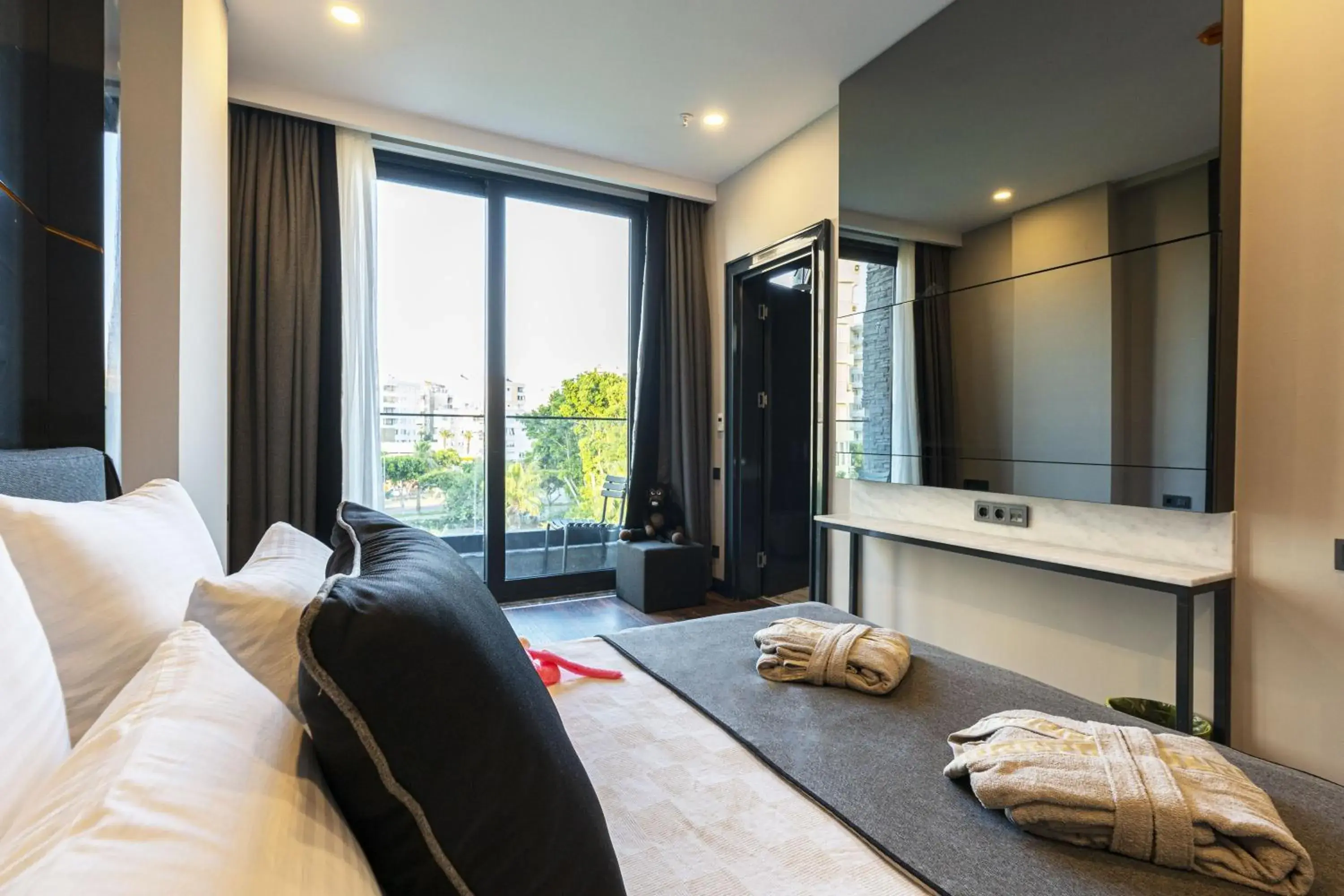 Family Room in Lucky Monkey Hotel Family Room in Lucky Monkey Hotel