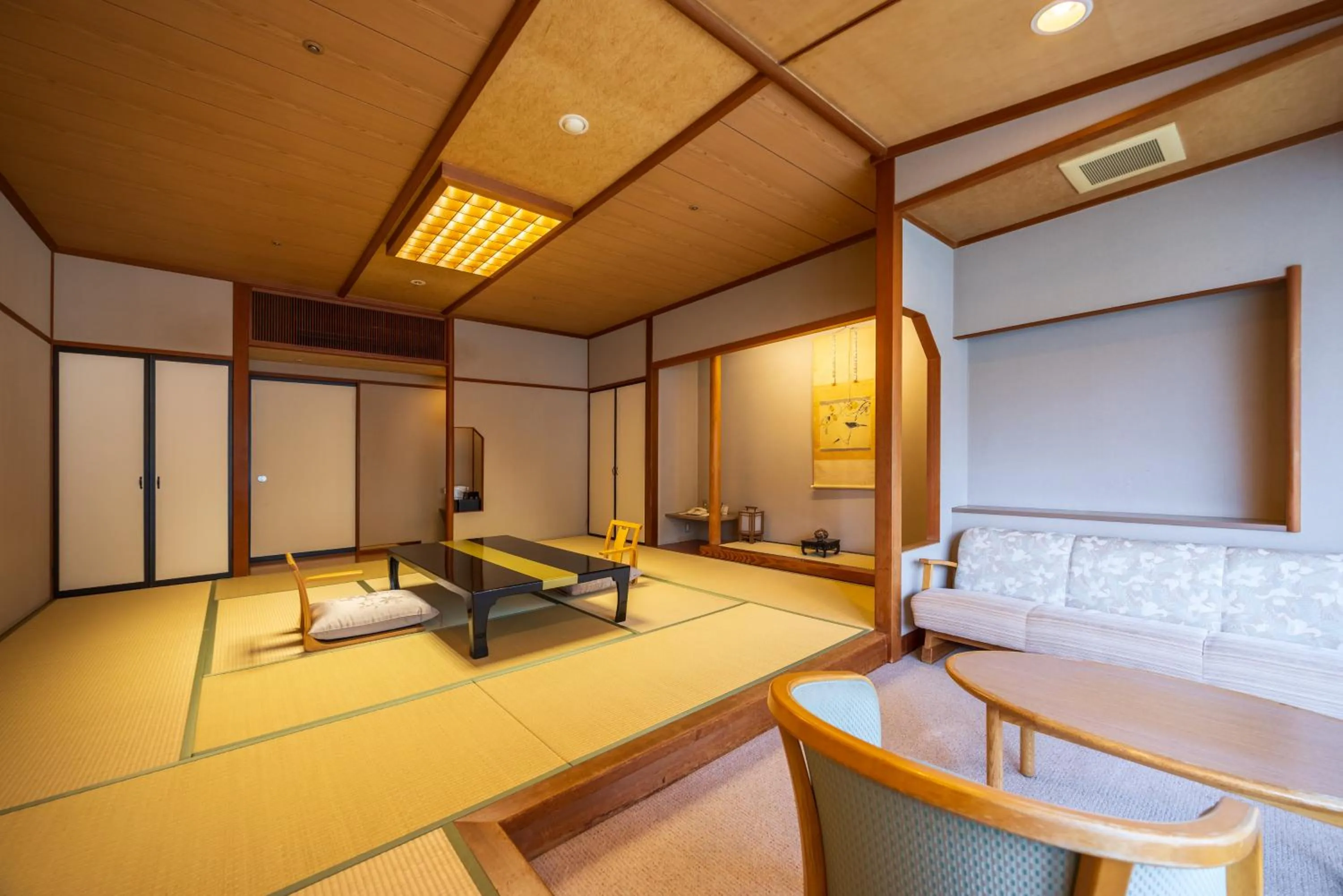 Living room in Hakone Yumoto Onsen Hotel Kajikaso