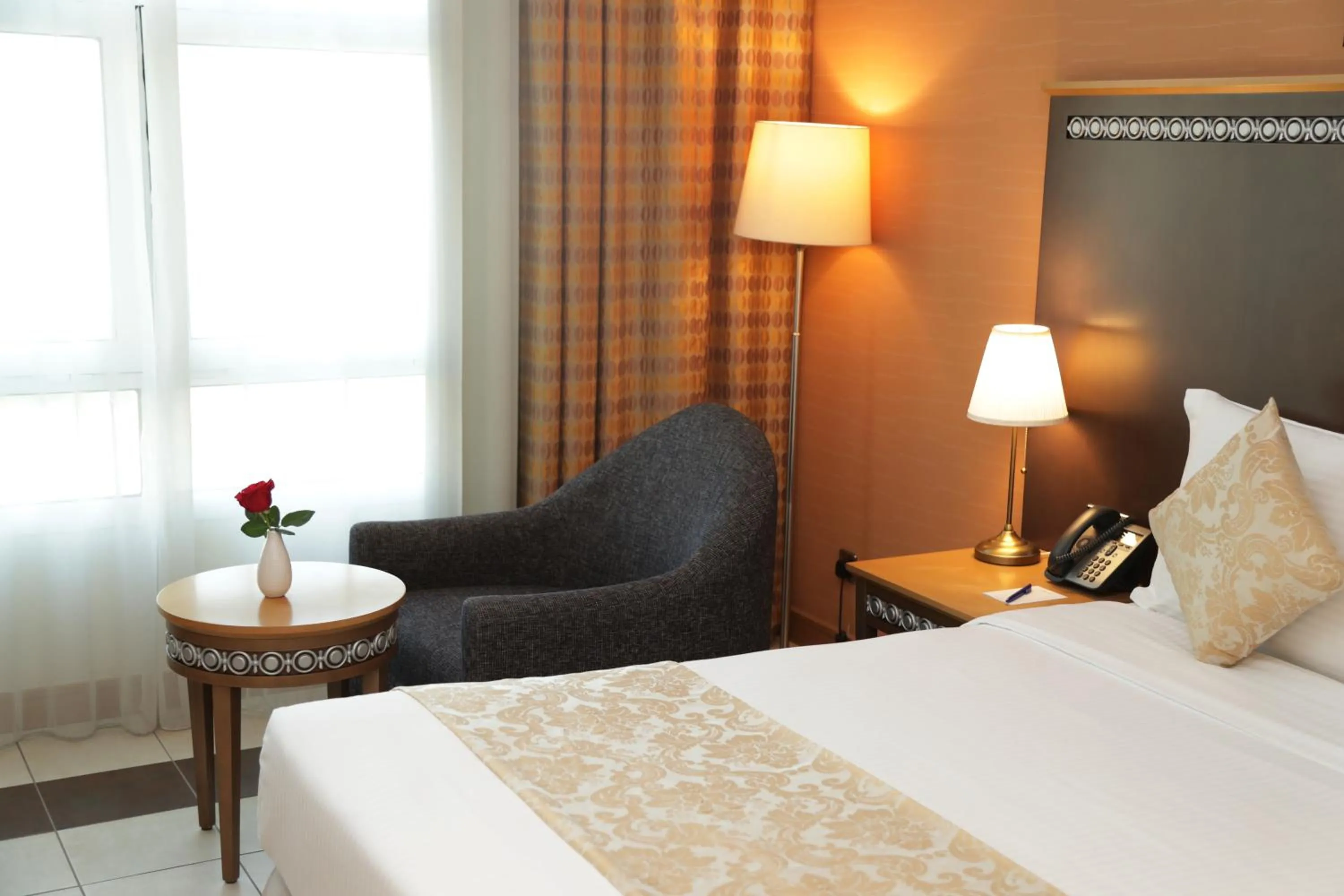 Property building, Bed in Copthorne Al Jahra Hotel & Resort