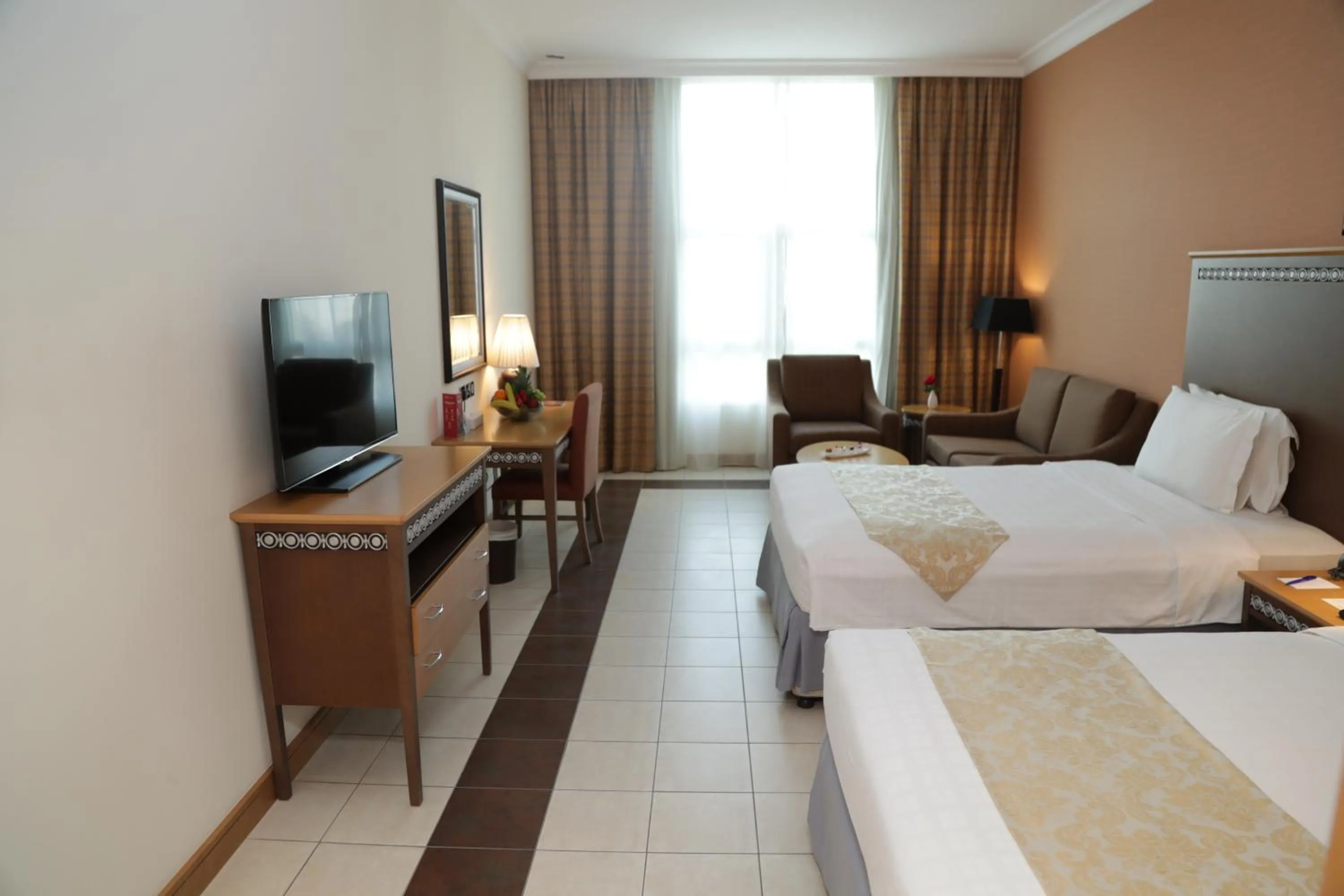 Property building, Bed in Copthorne Al Jahra Hotel & Resort