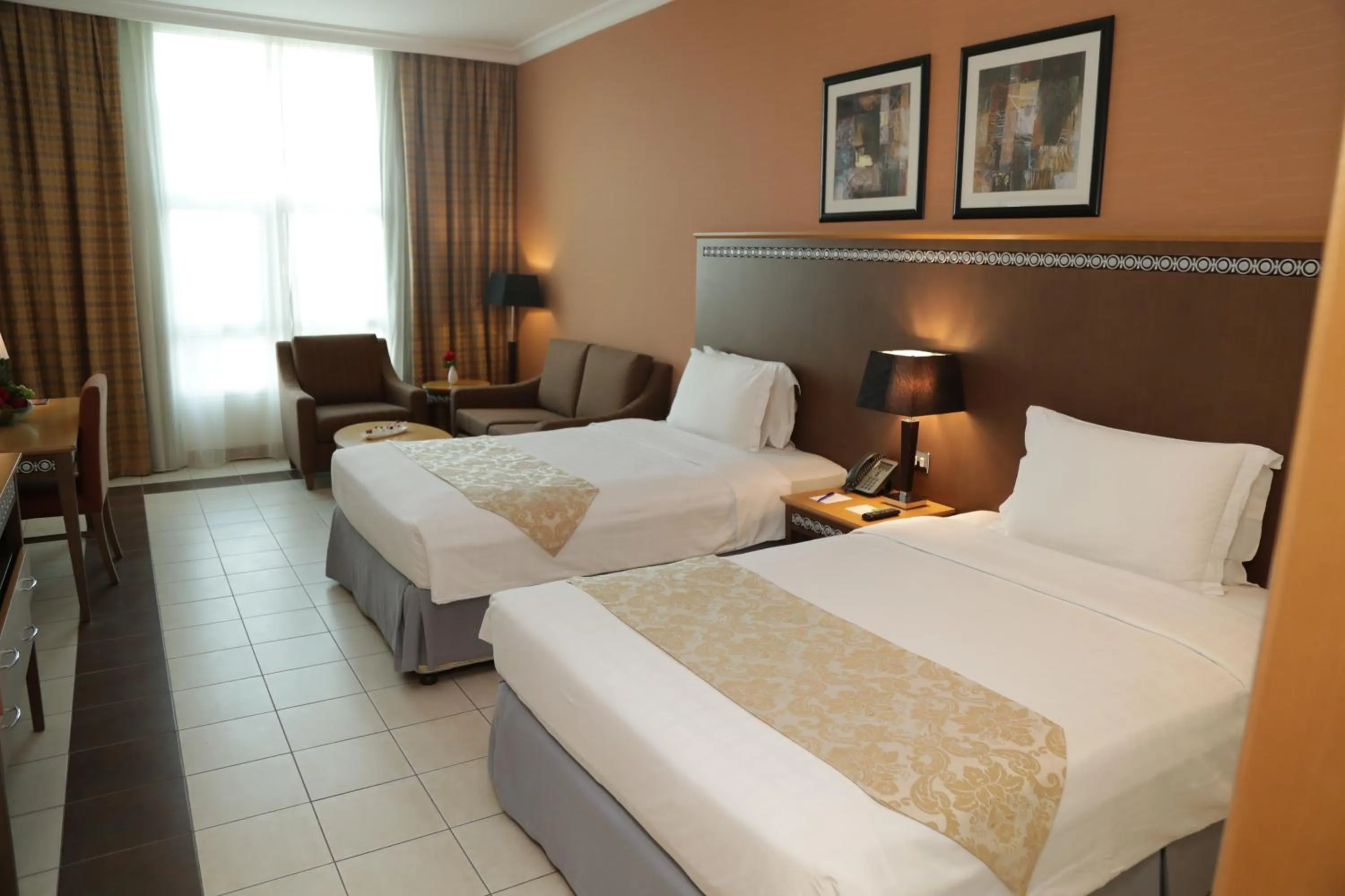 Property building, Bed in Copthorne Al Jahra Hotel & Resort