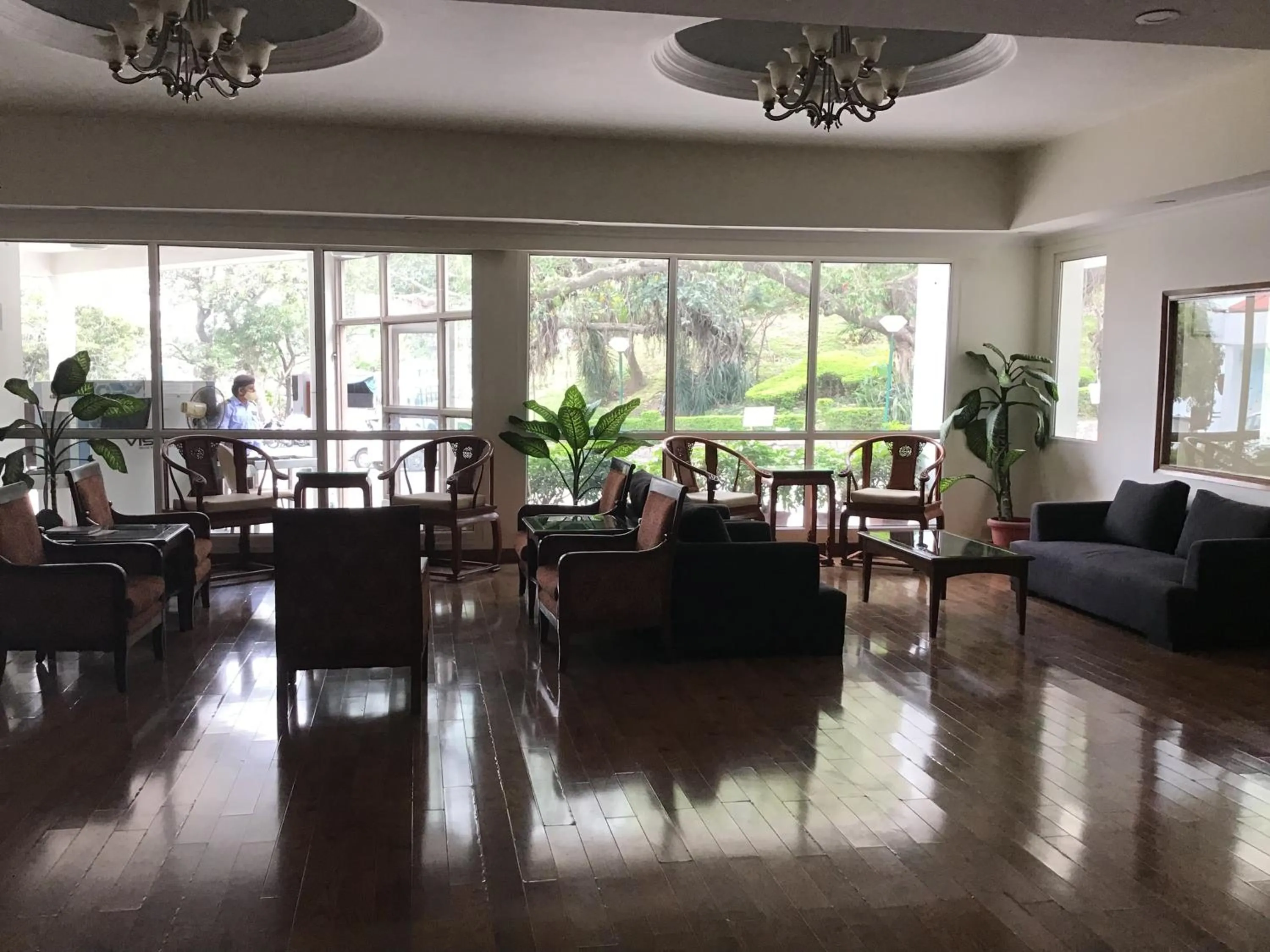 Nightclub / DJ in Timber Trail Base Resort - At the Foothills of Adventure