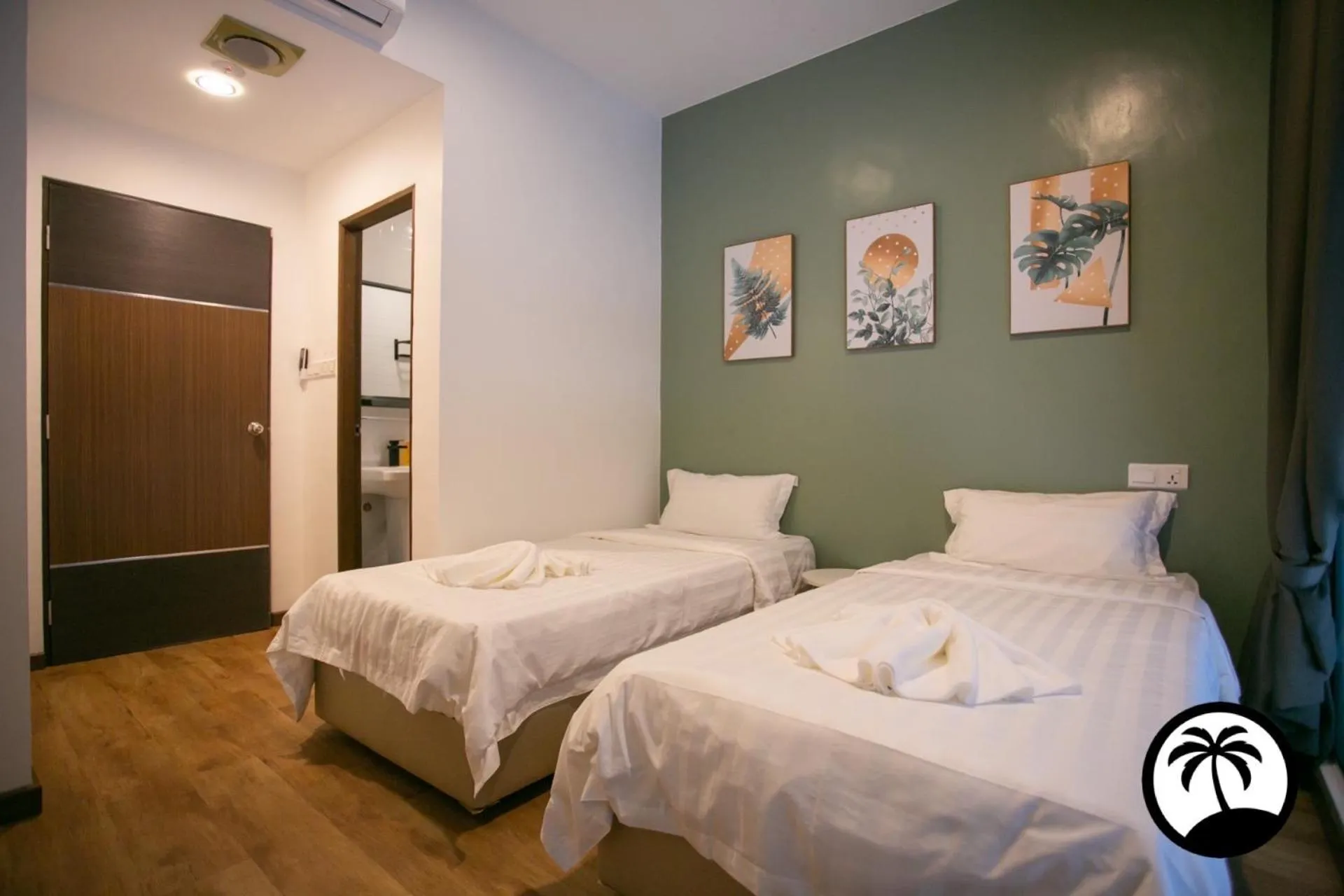 Photo of the whole room, Bed in Paradise Suite at KK Times Square, beside Imago