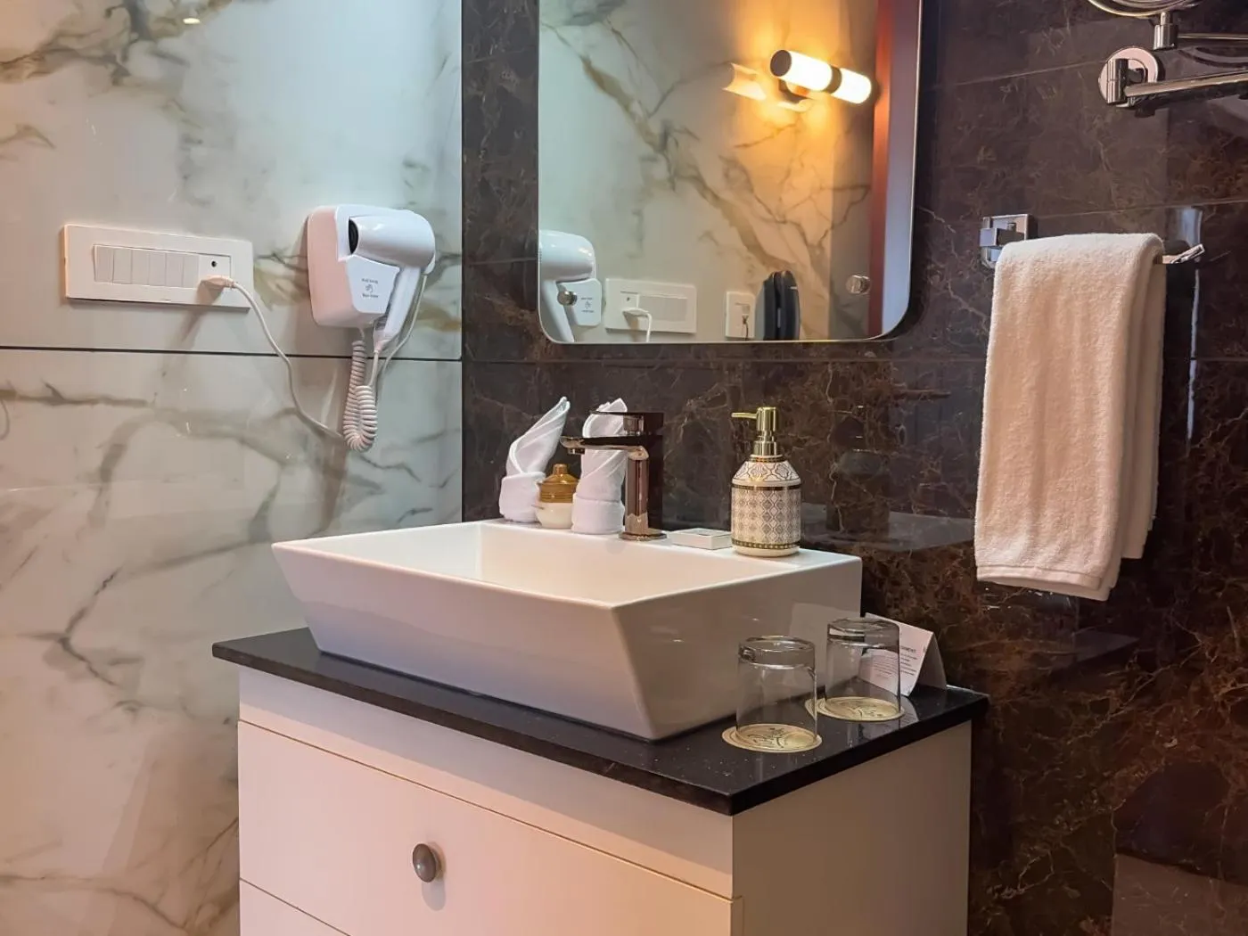 Bathroom in Au Revoir Wellness Resort, Malampuzha