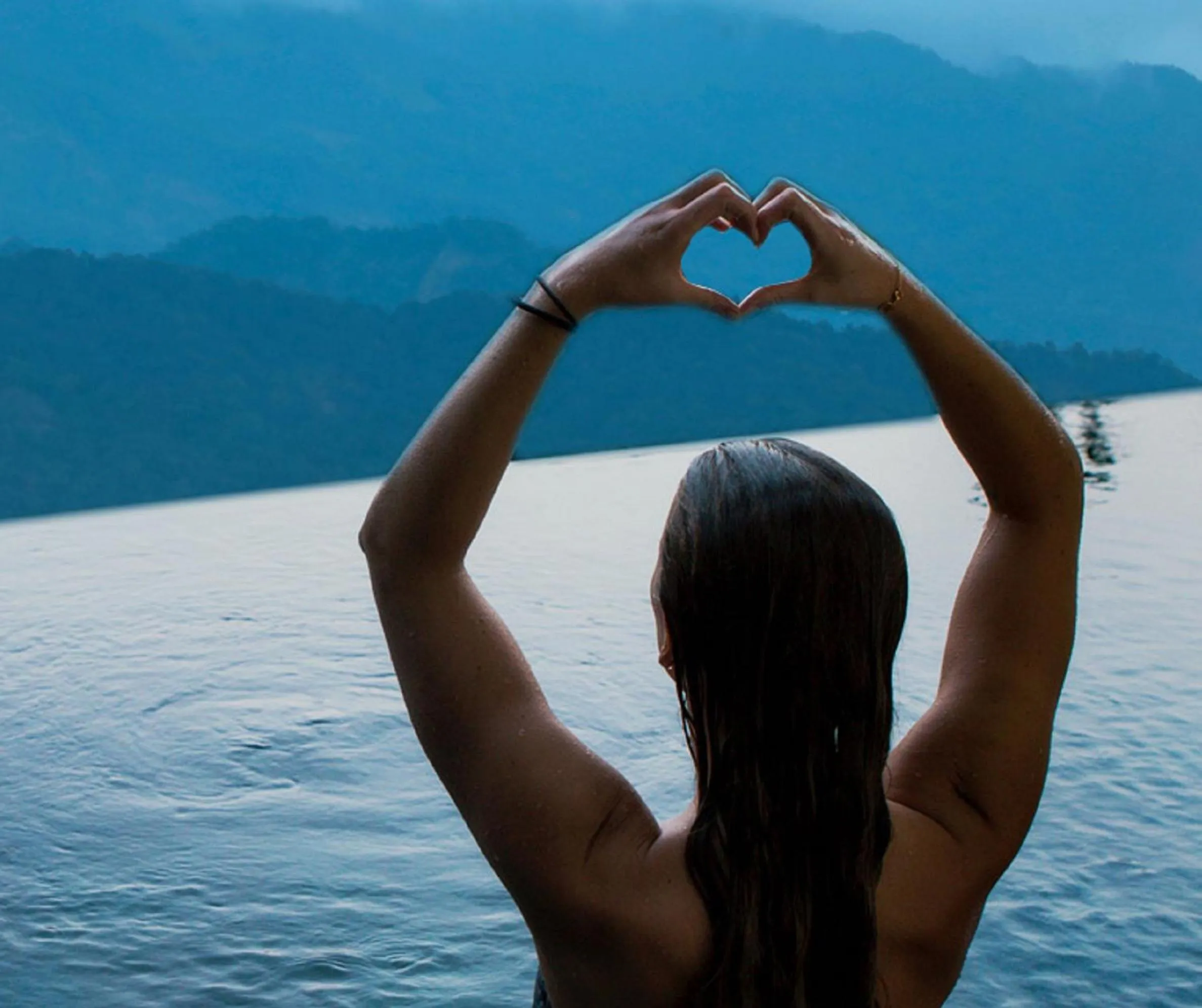 Swimming pool in Au Revoir Wellness Resort, Malampuzha
