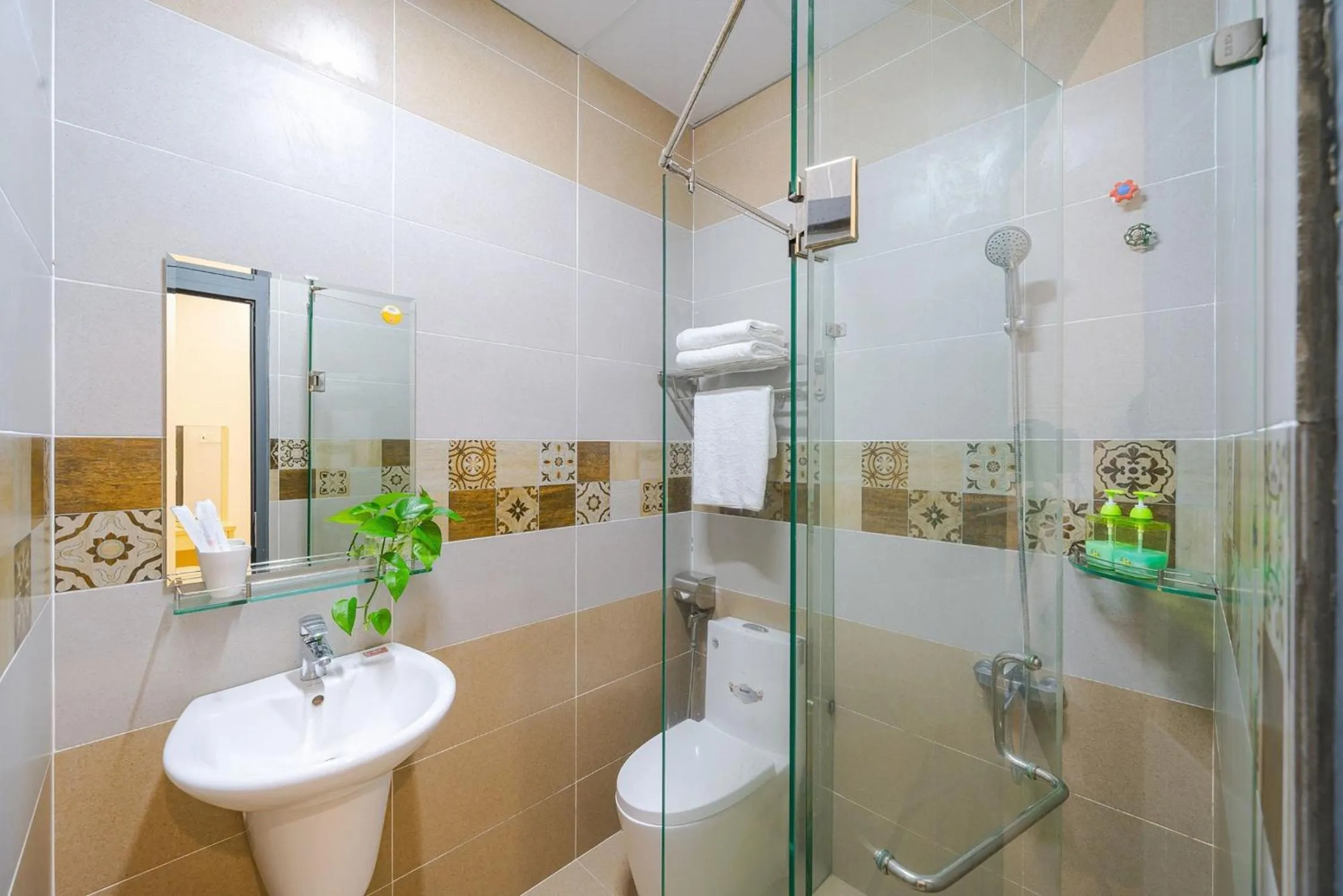 Shower in AN Boutique Hotel