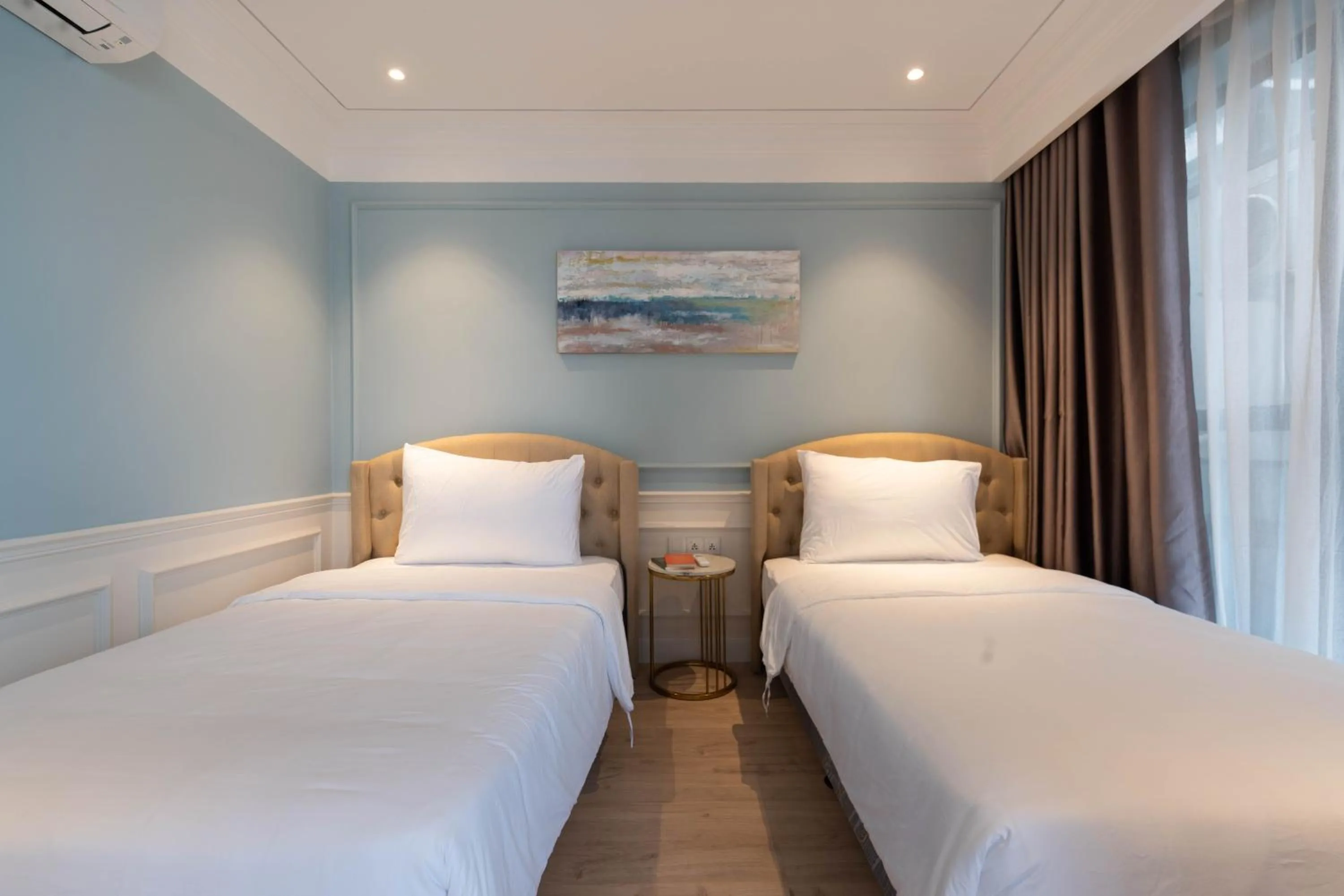 Bed in Louis Mo Apartment