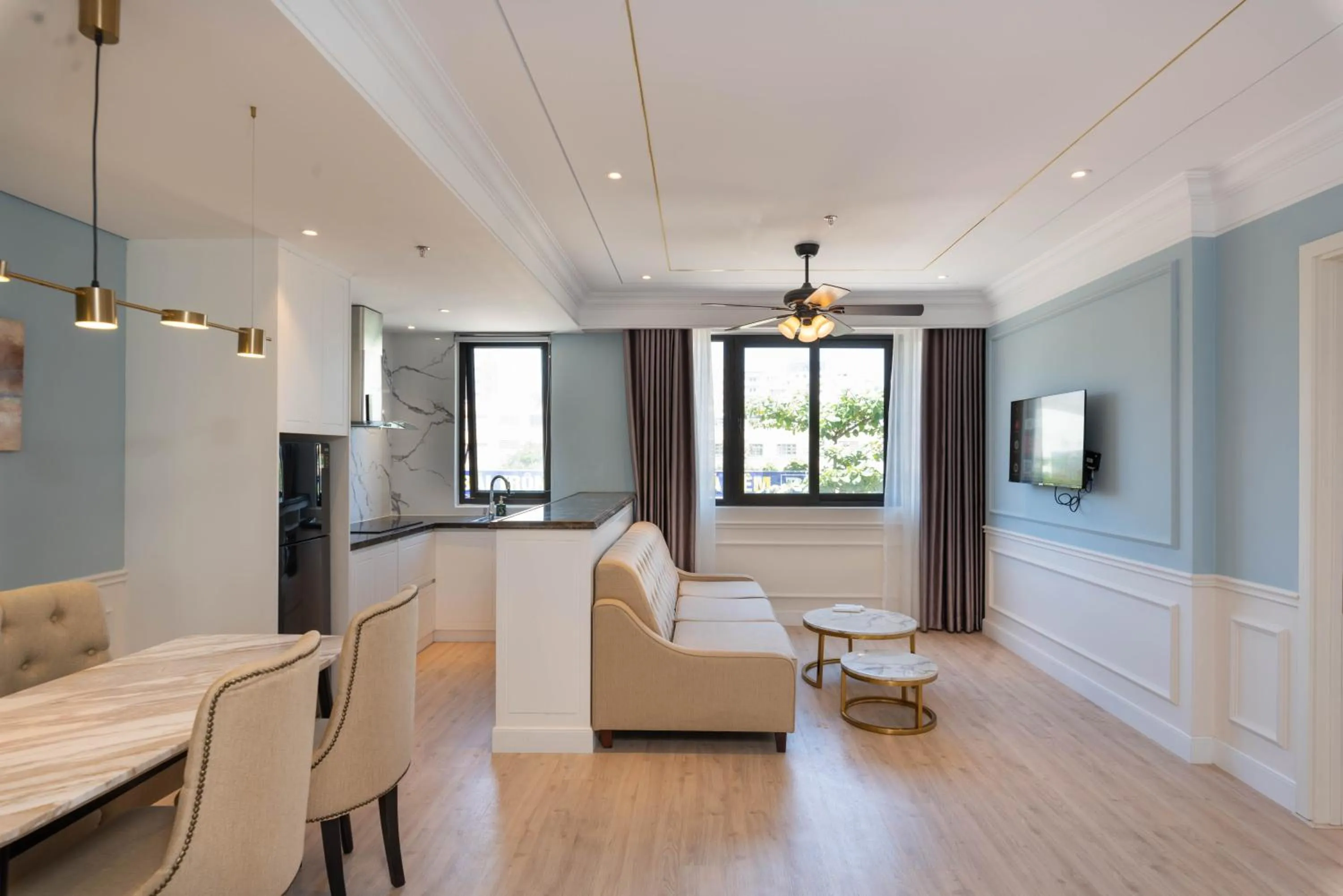 Living room in Louis Mo Apartment