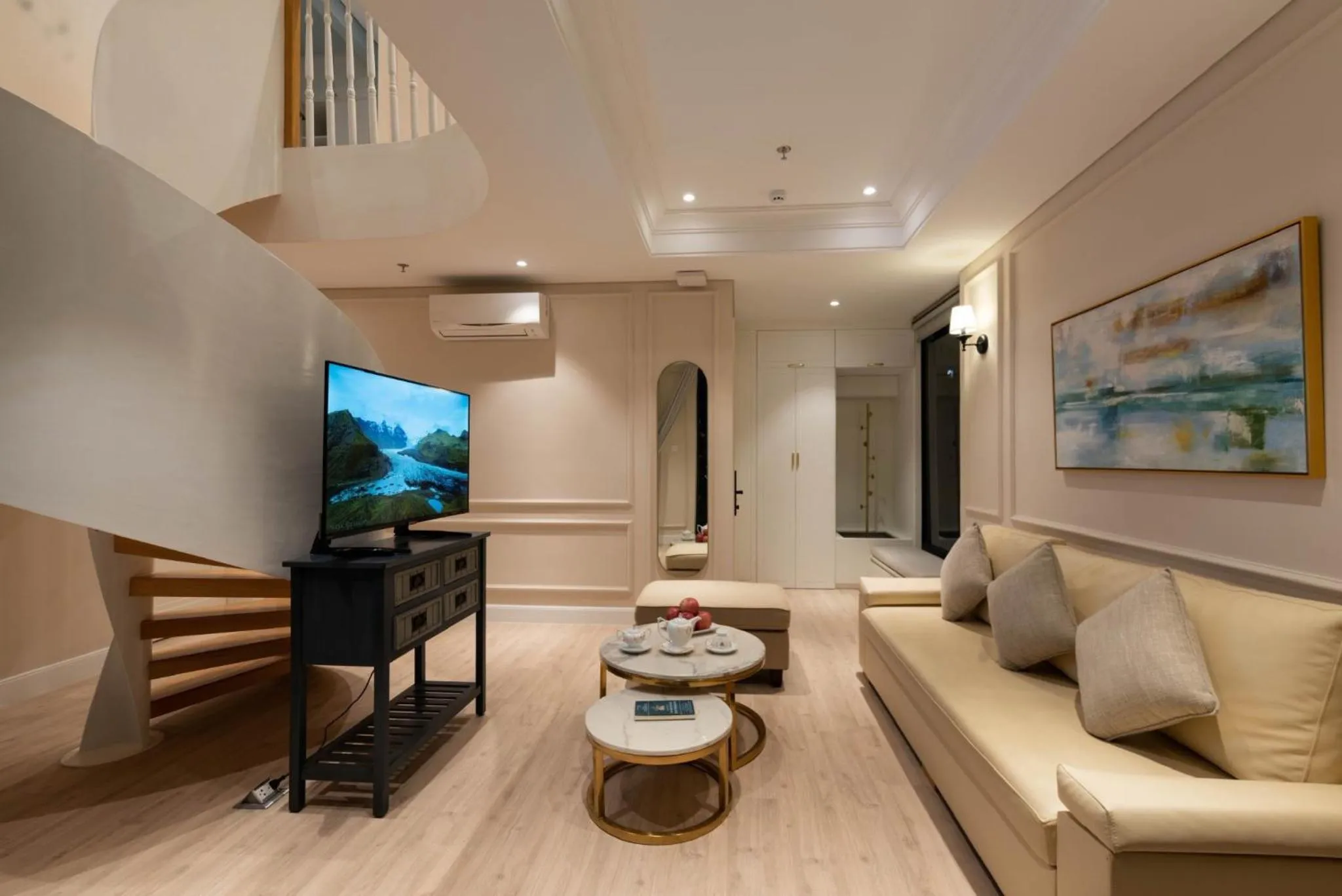 Living room in Louis Mo Apartment