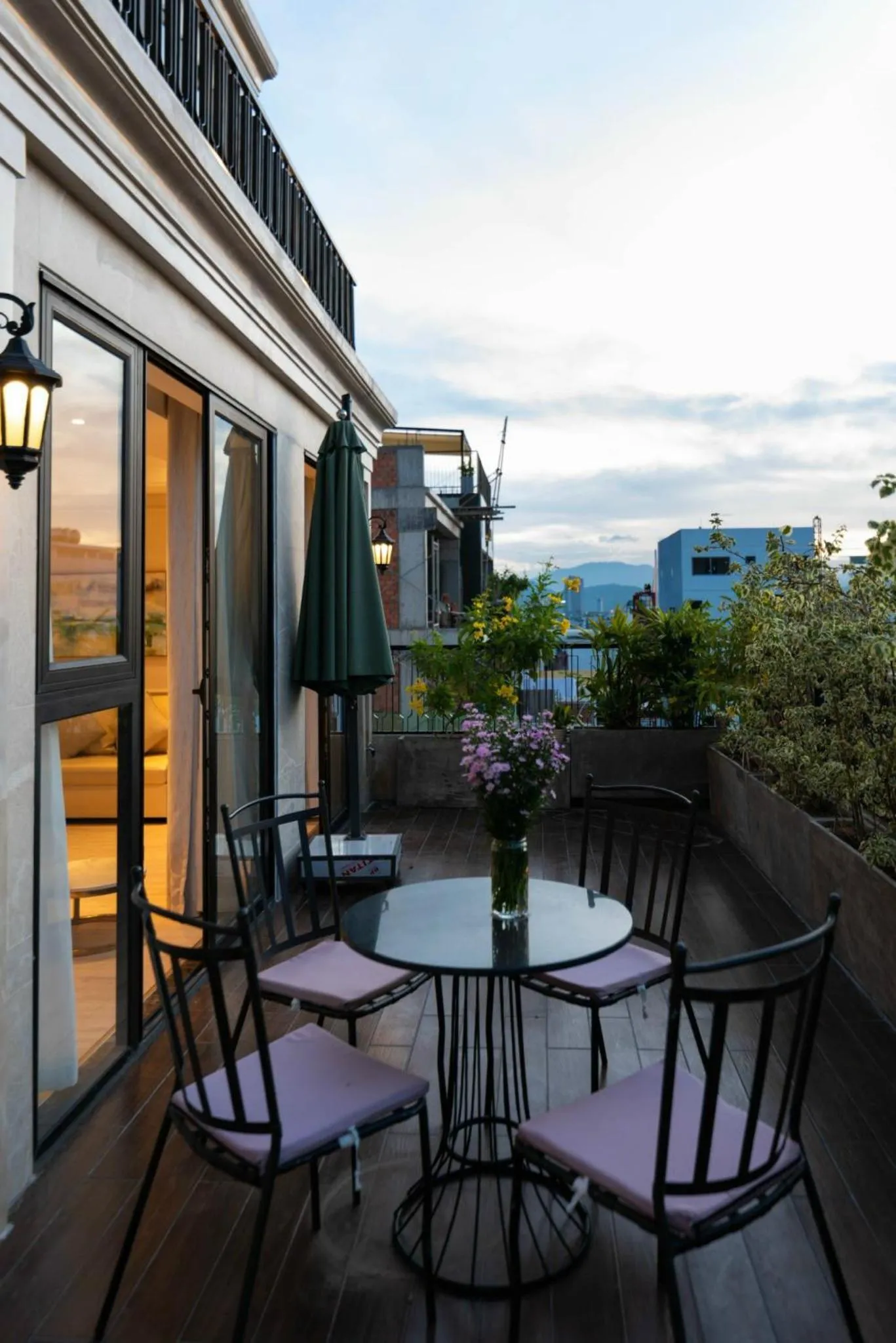 Toilet in Louis Mo Apartment