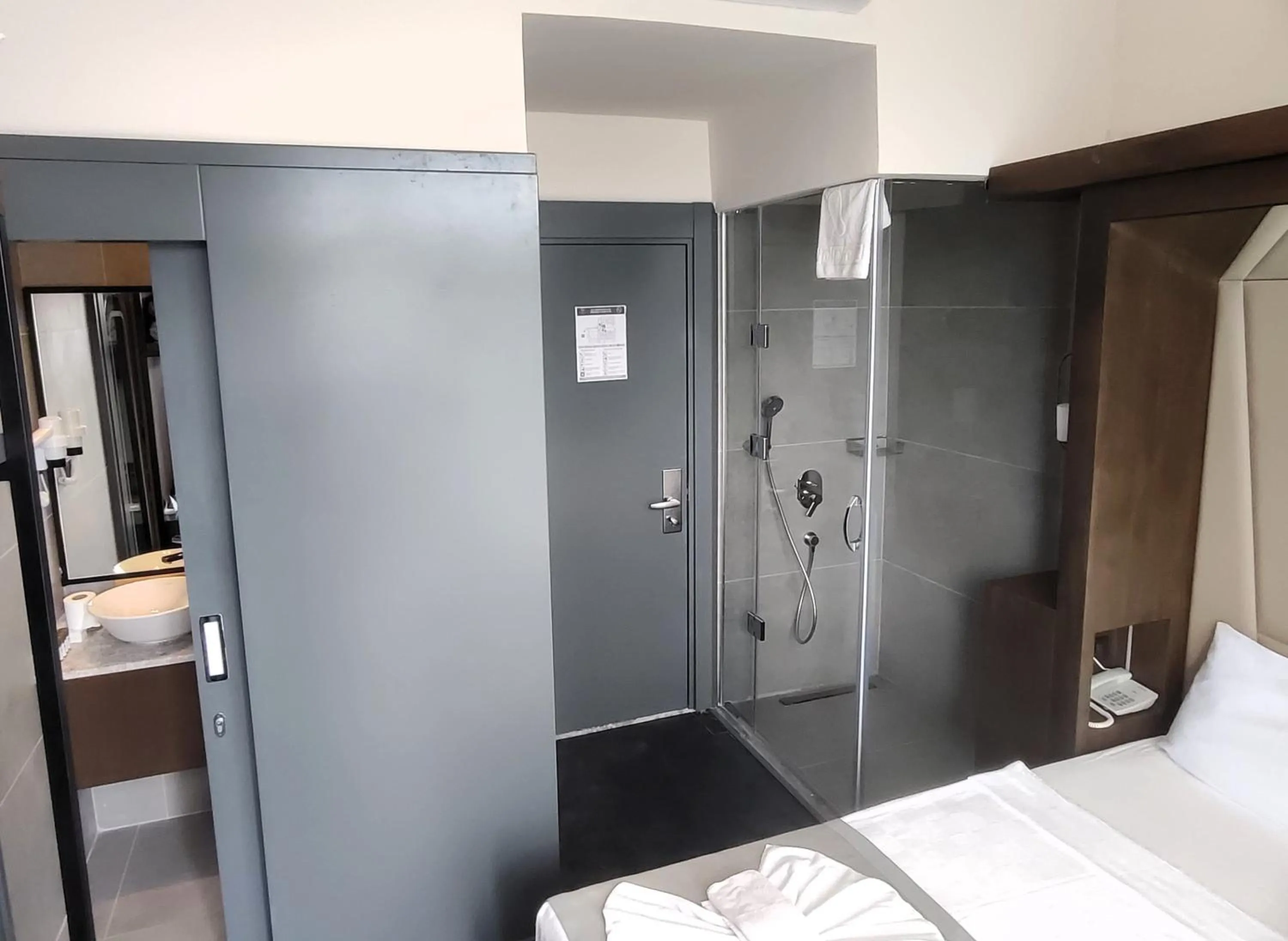 Shower, Bed in Orka Village Hisarönü